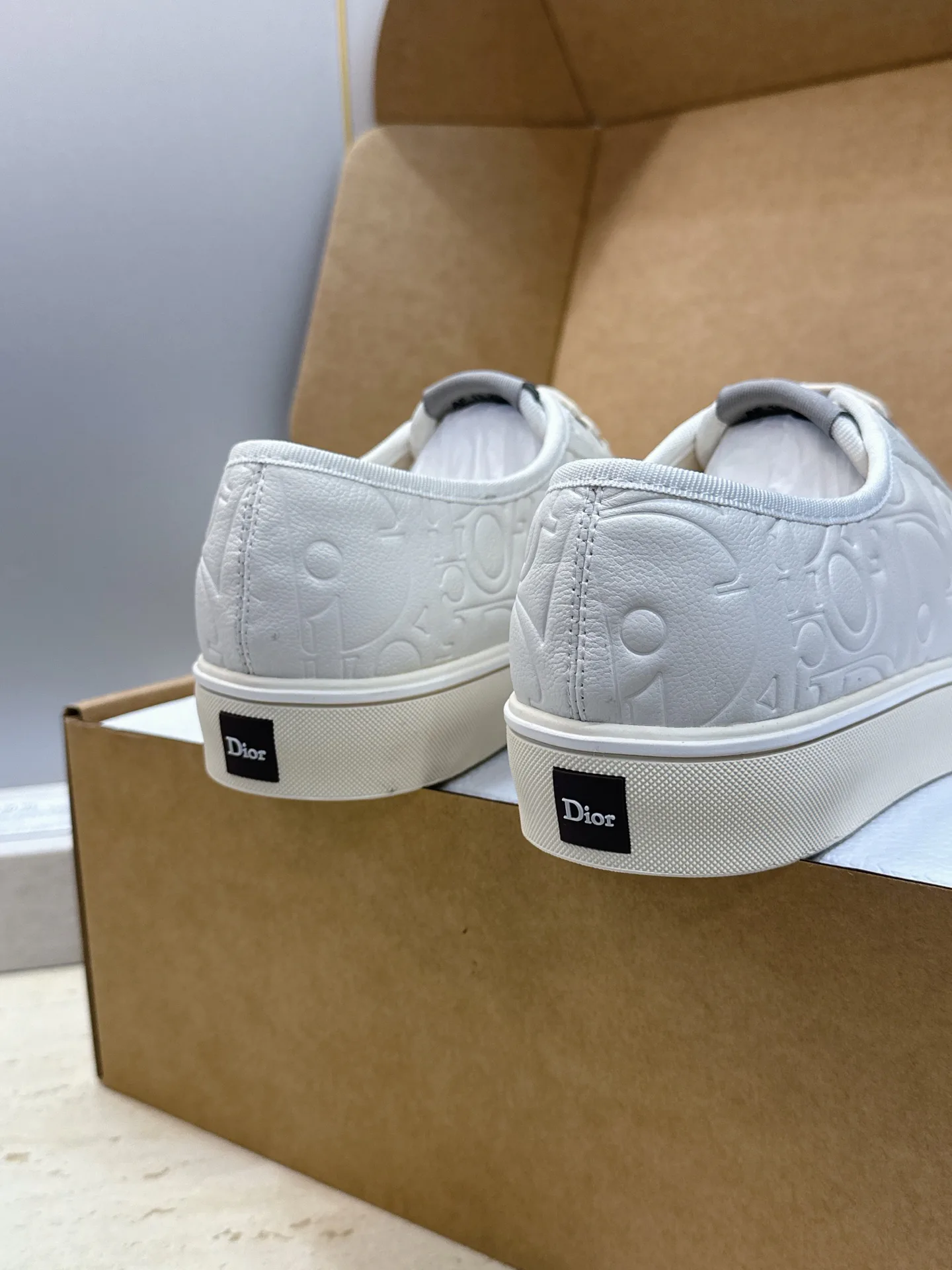 Women's Sneakers CHRISTIAN DIOR 18132780