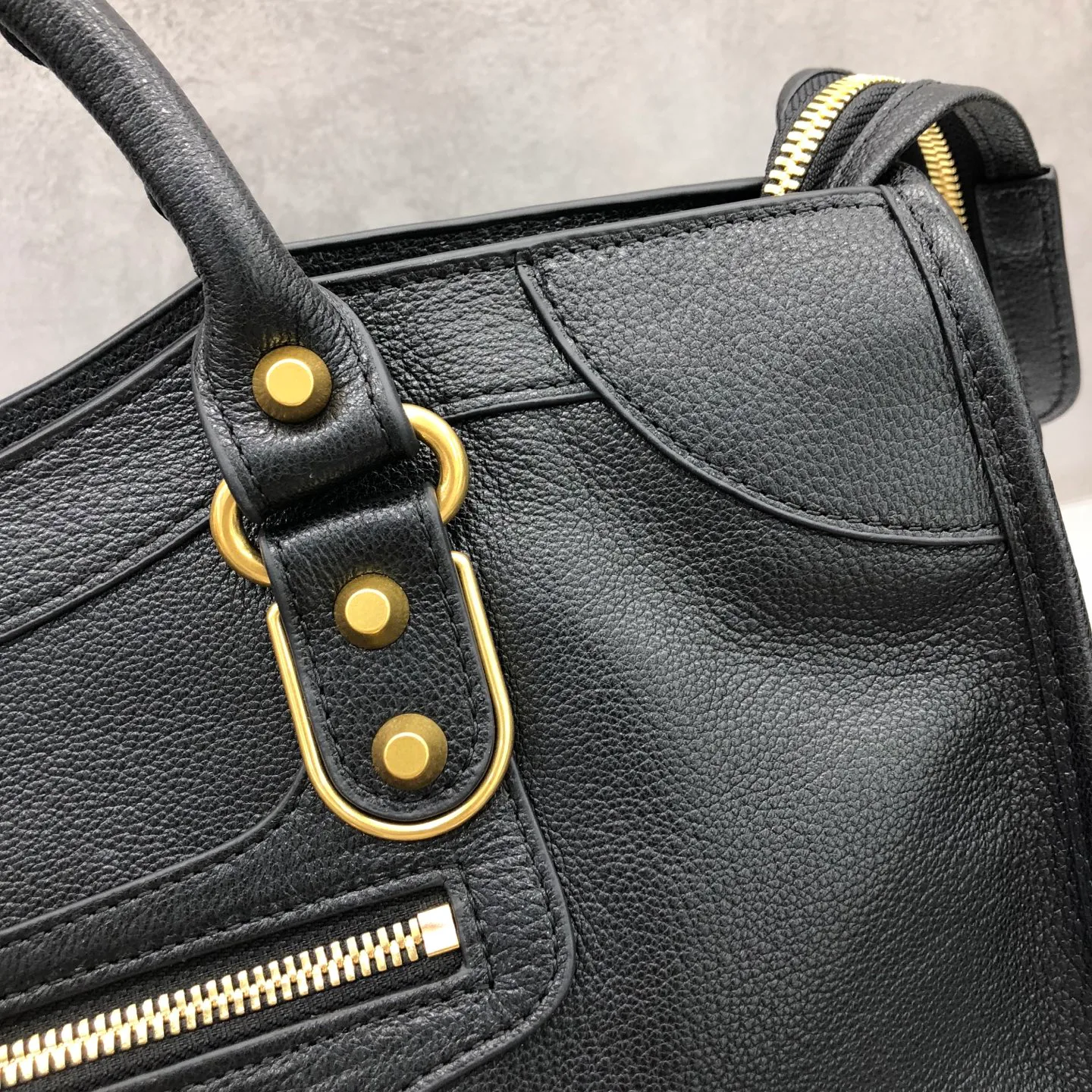 Women's Classic Handbags BALENCIAGA 18135691