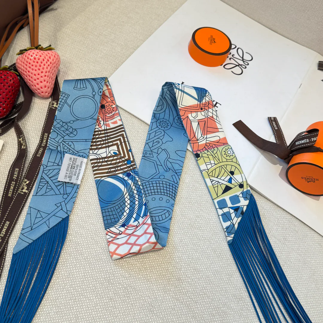 Silk Scarves HERMES 18003414