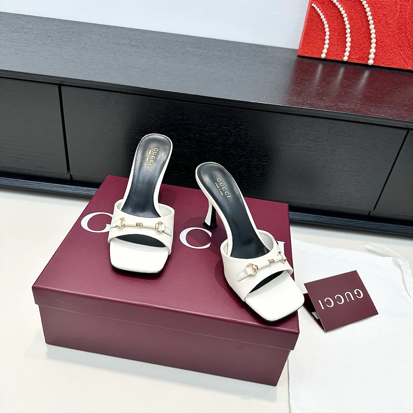 Women's Open-Toe Sandals GUCCI 17614698