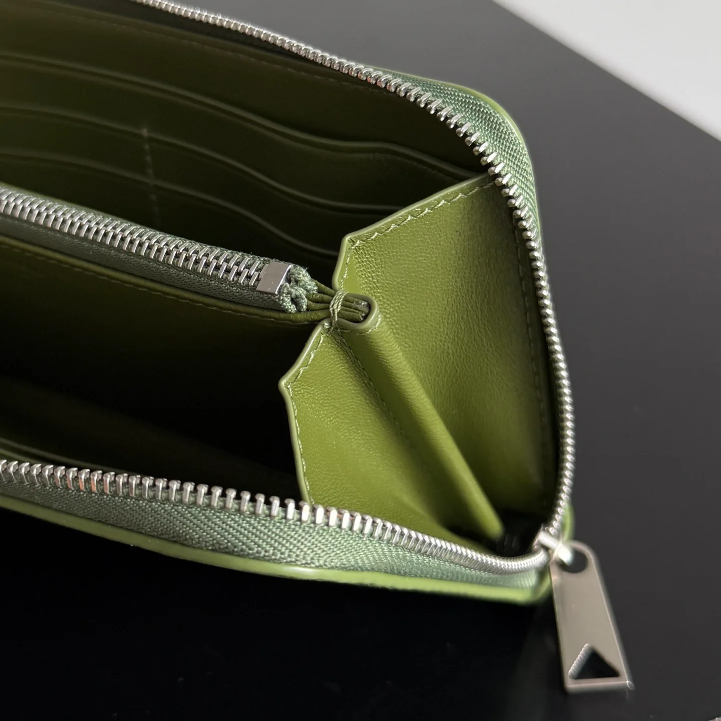 Women's Clutches BOTTEGA VENETA 18215080