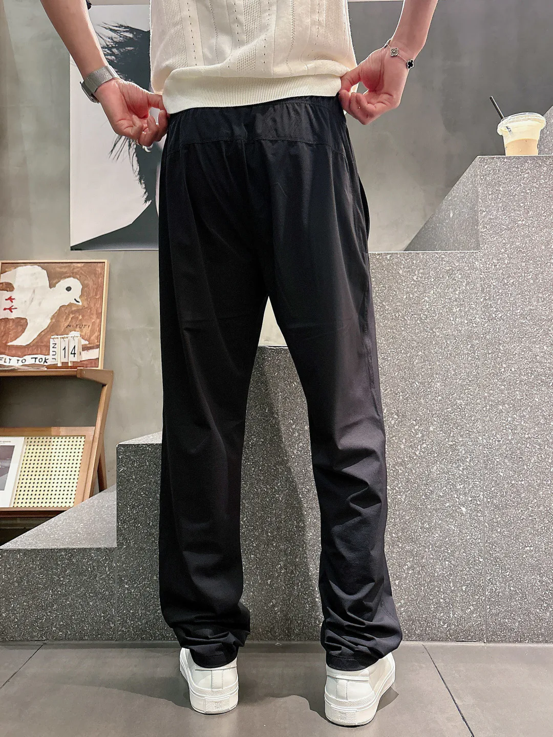 Men's Trousers LOUIS VUITTON 18097670