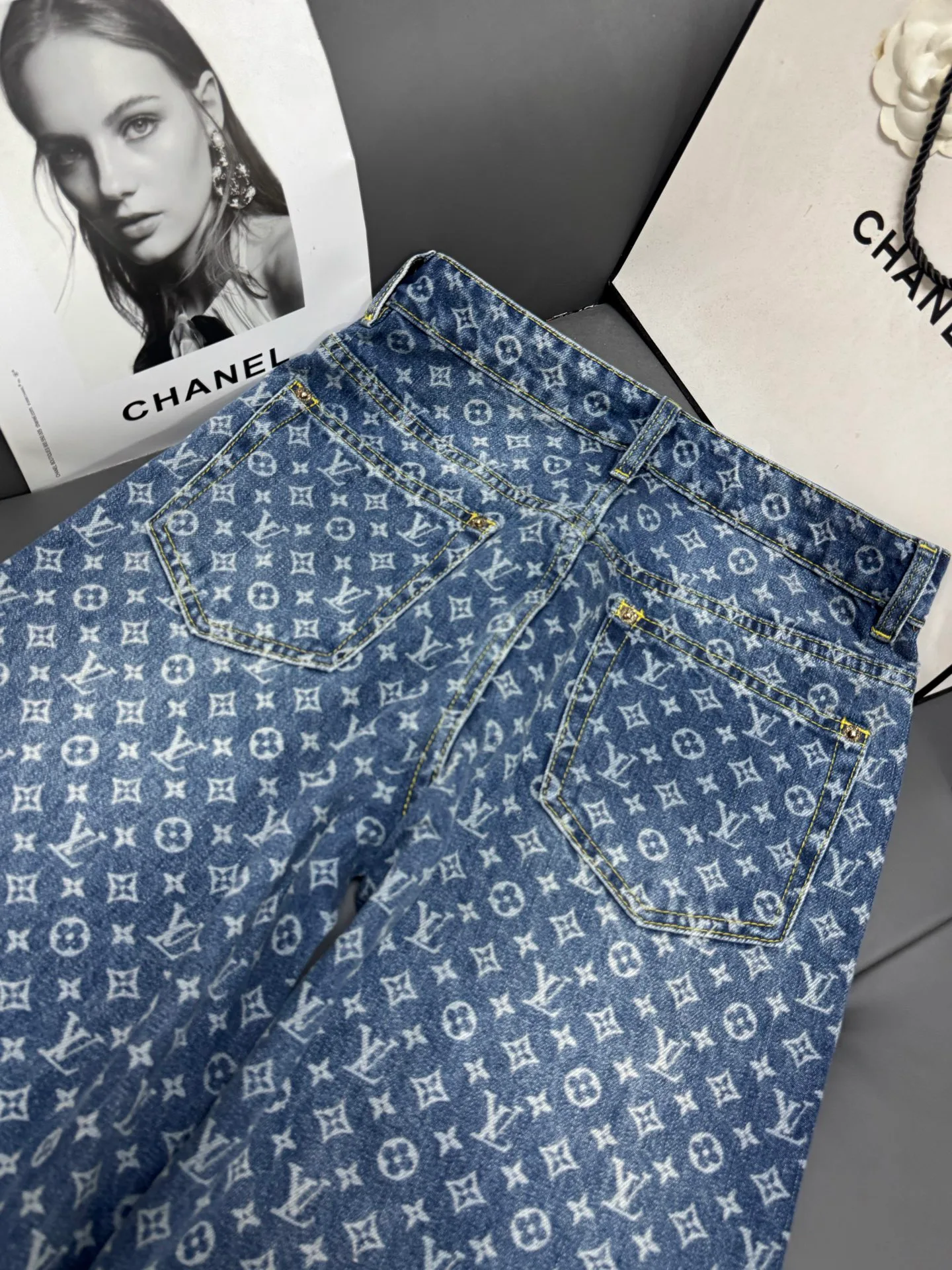Women's Jeans LOUIS VUITTON 18174658