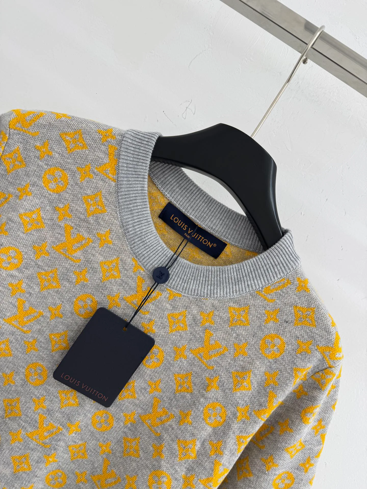 Women's Jumpers And Sweaters LOUIS VUITTON 18184206