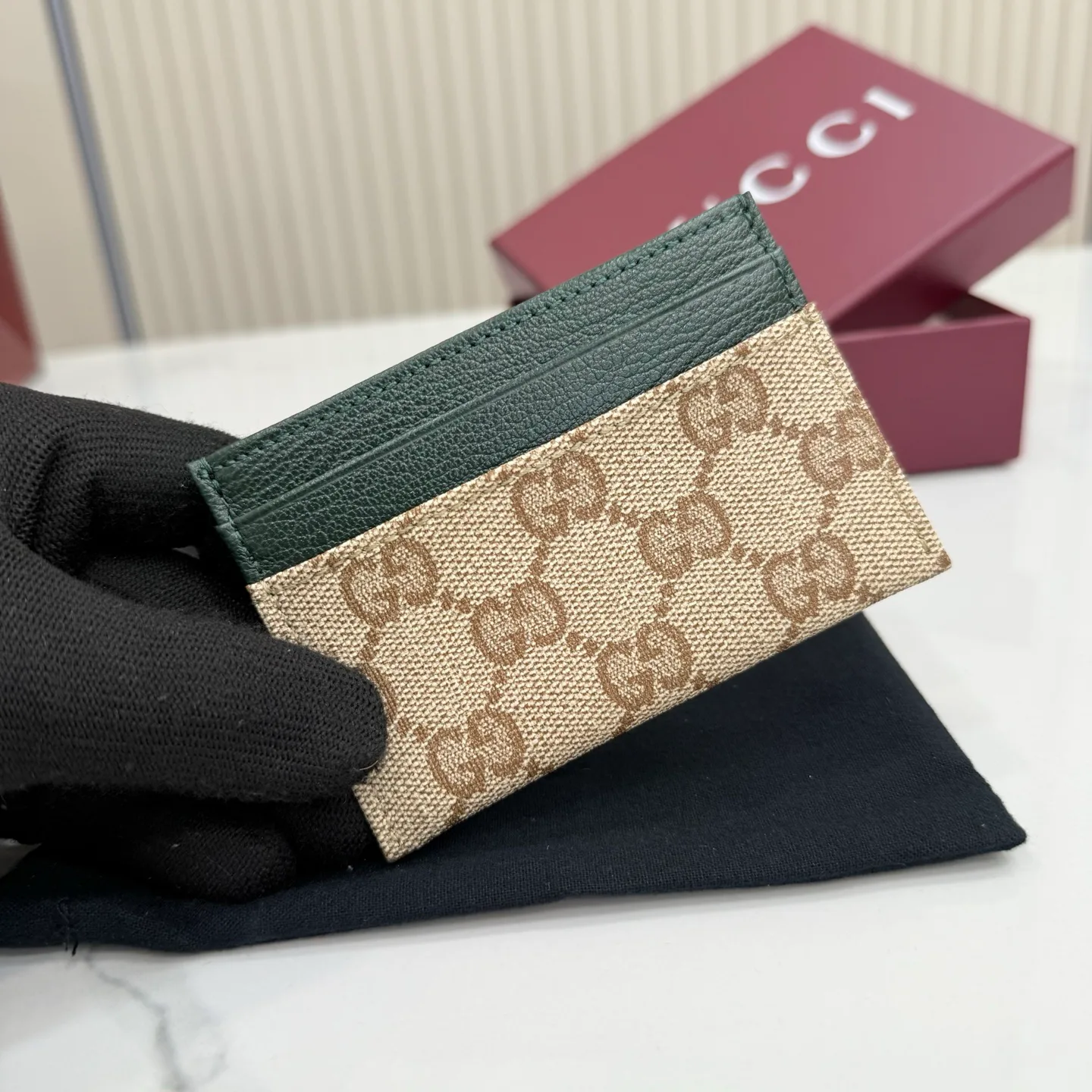 Women's Clutches GUCCI 17948286