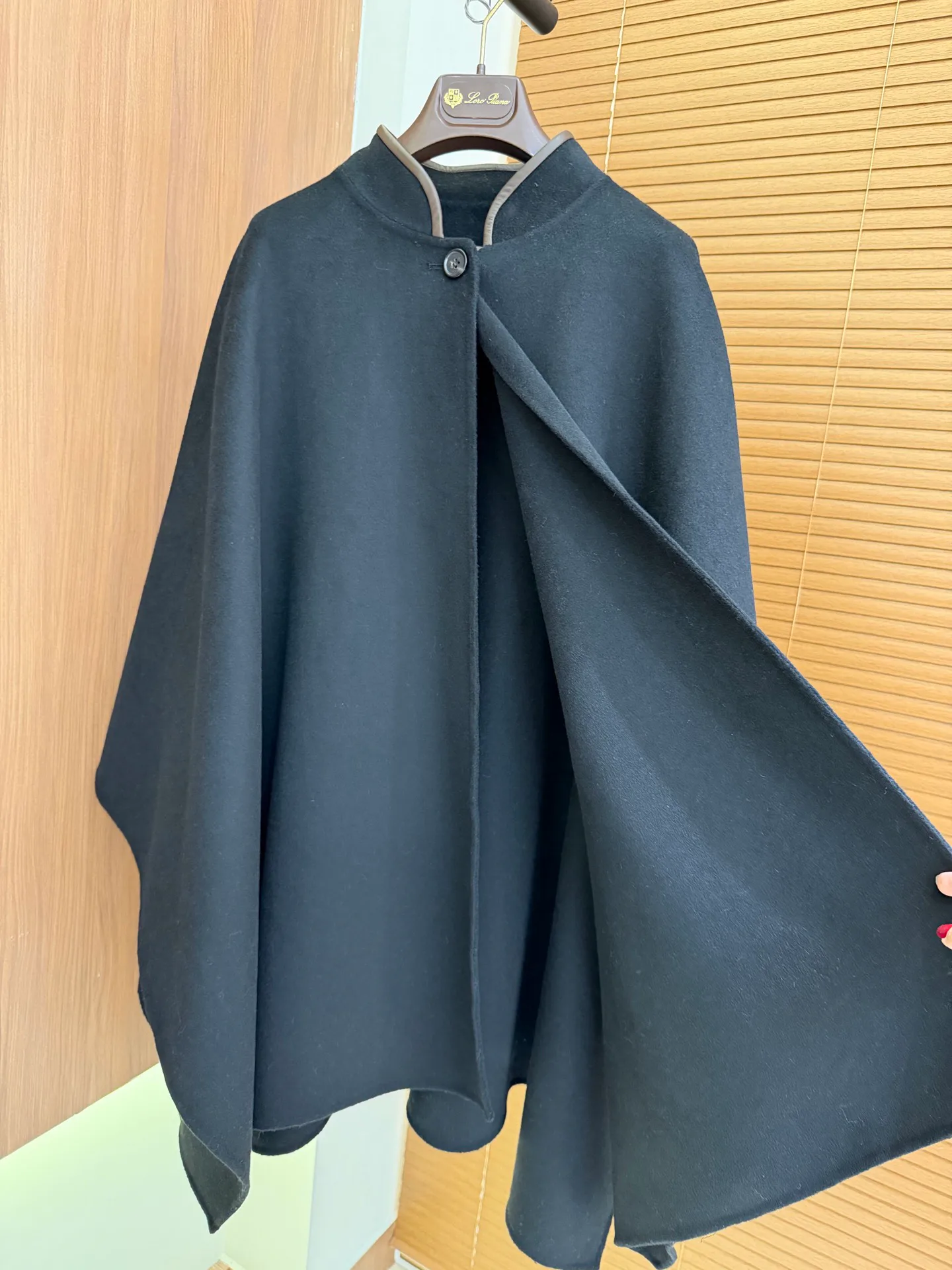 Women's Coats LORO PIANA 18274203