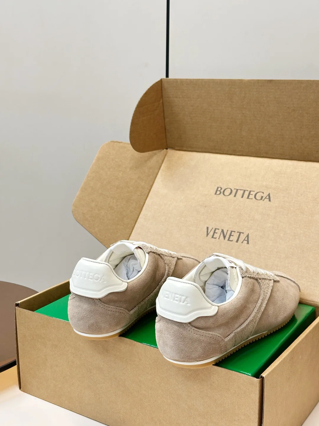 Women's Sneakers BOTTEGA VENETA 18154780