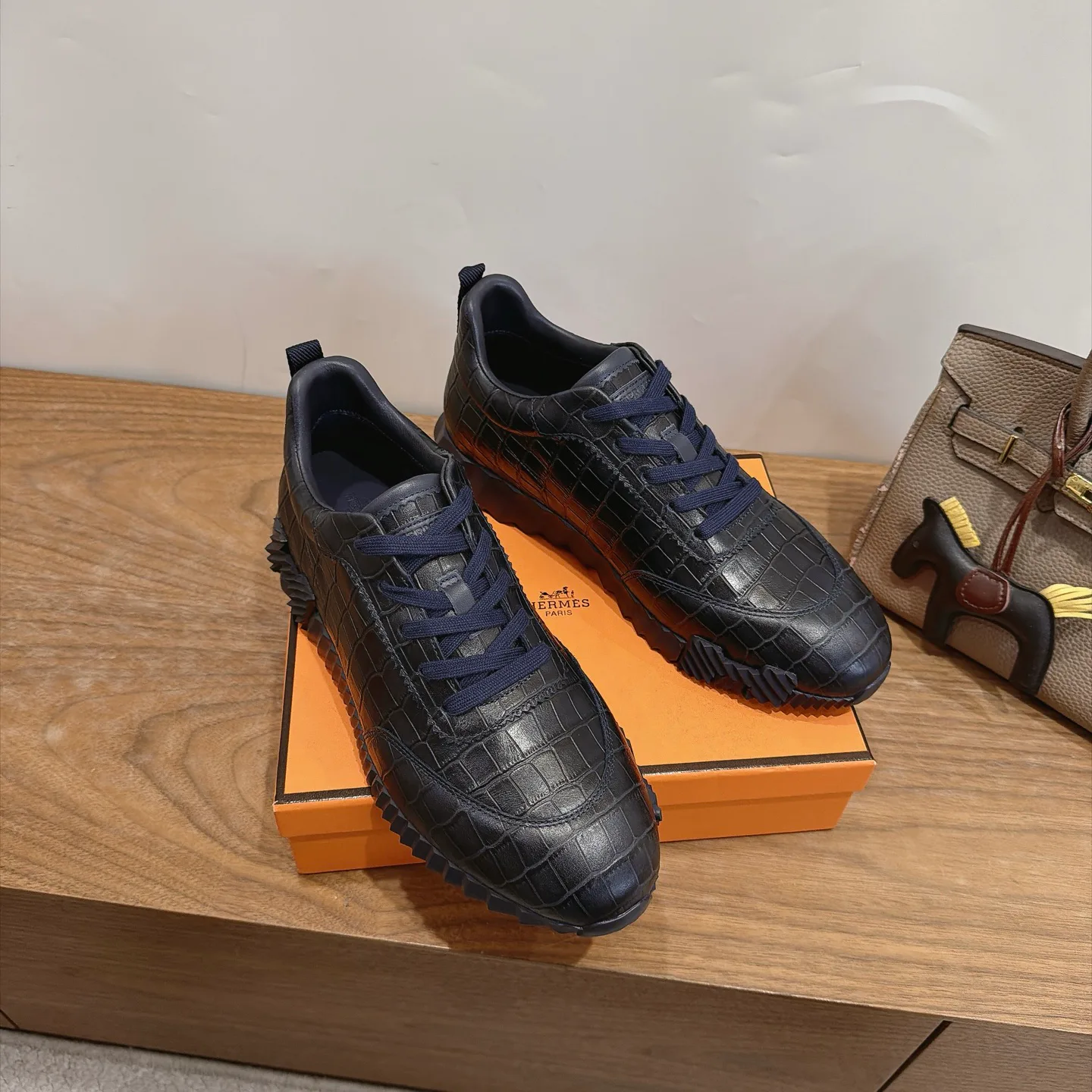 Women's Sneakers HERMES 17874216