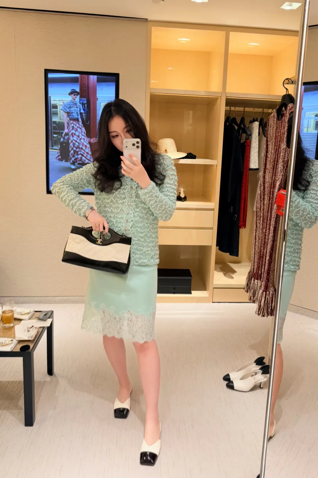 Women's Jumpers And Sweaters CHANEL 18213570
