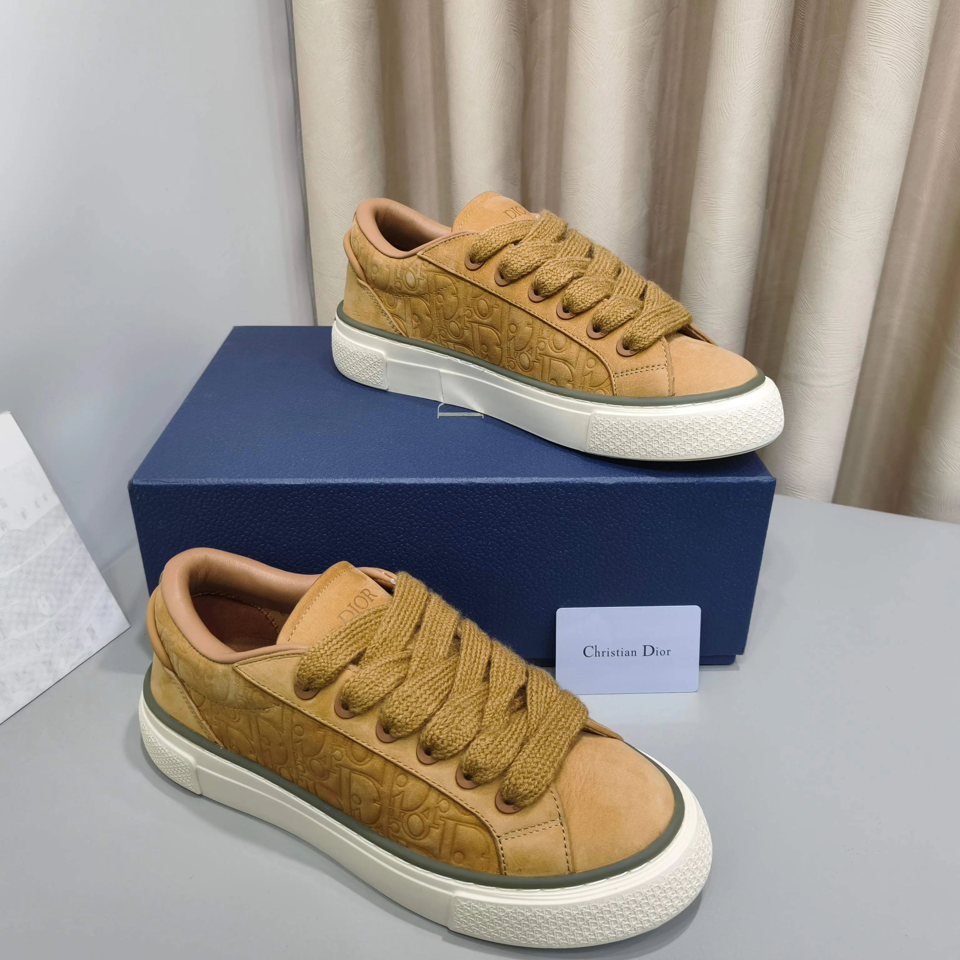 Women's Sneakers CHRISTIAN DIOR 17988867