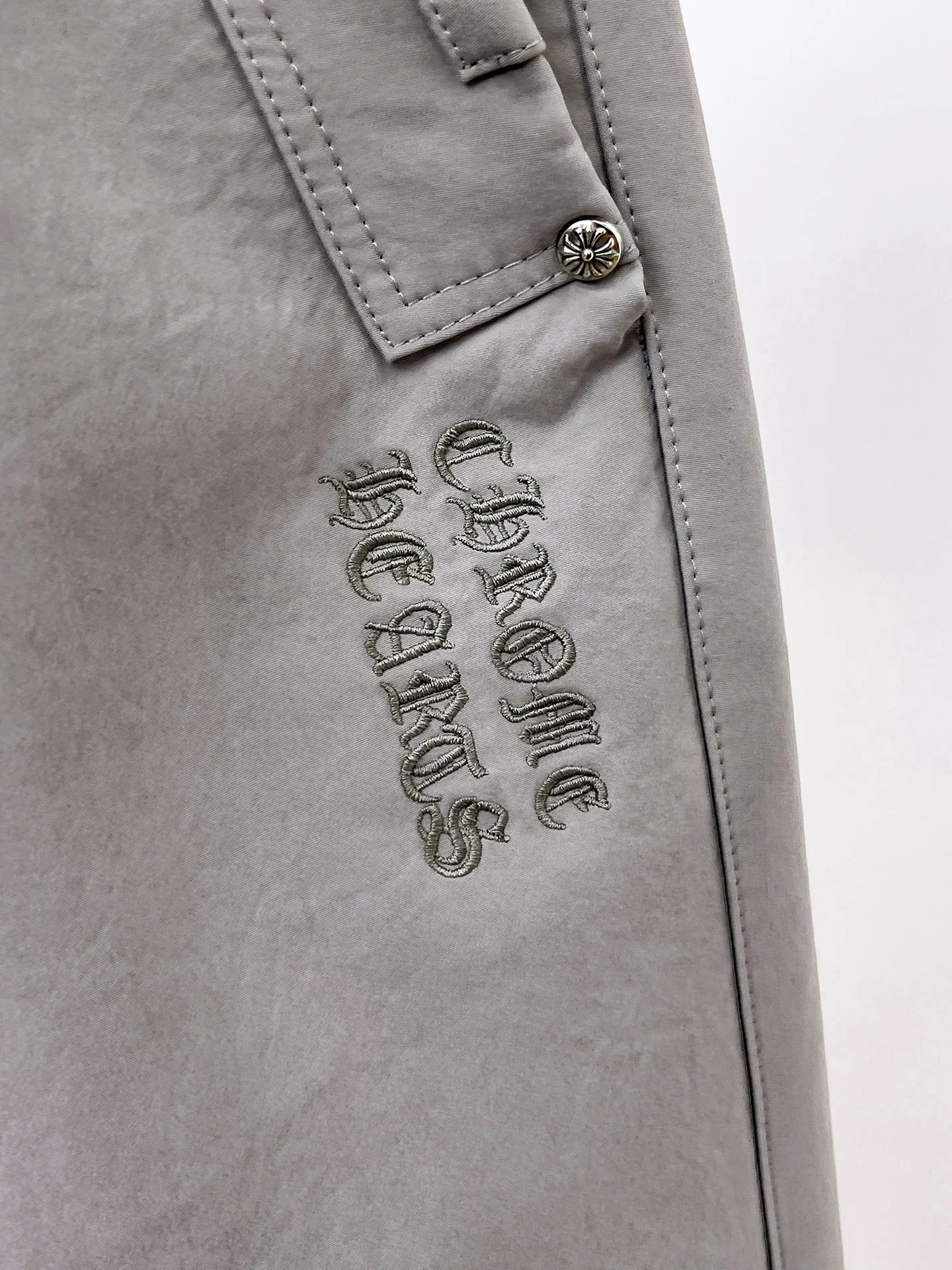 Men's Trousers CHROME HEARTS 18399399