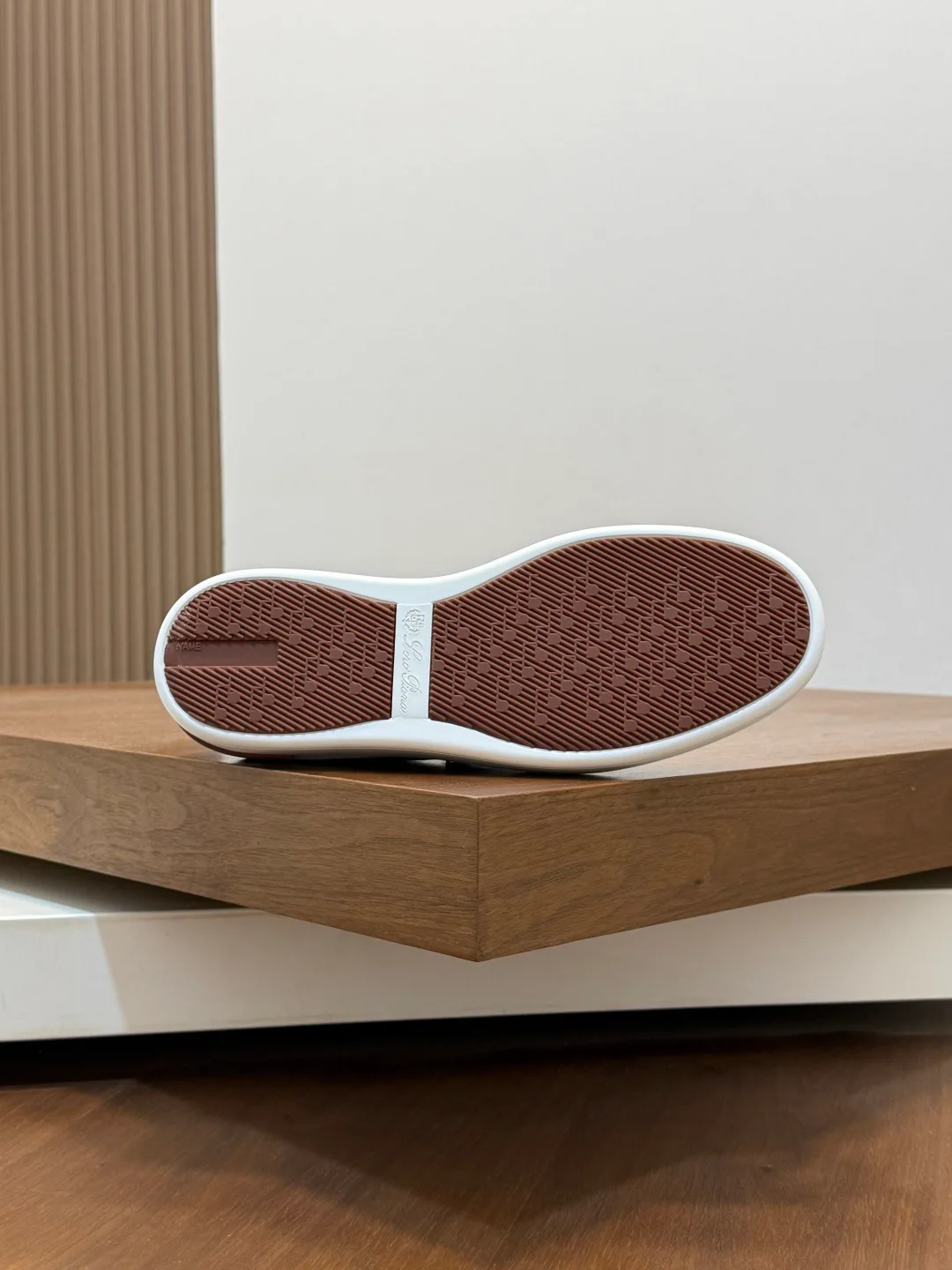 Men's Loafers And Dress Shoes LORO PIANA 18100431