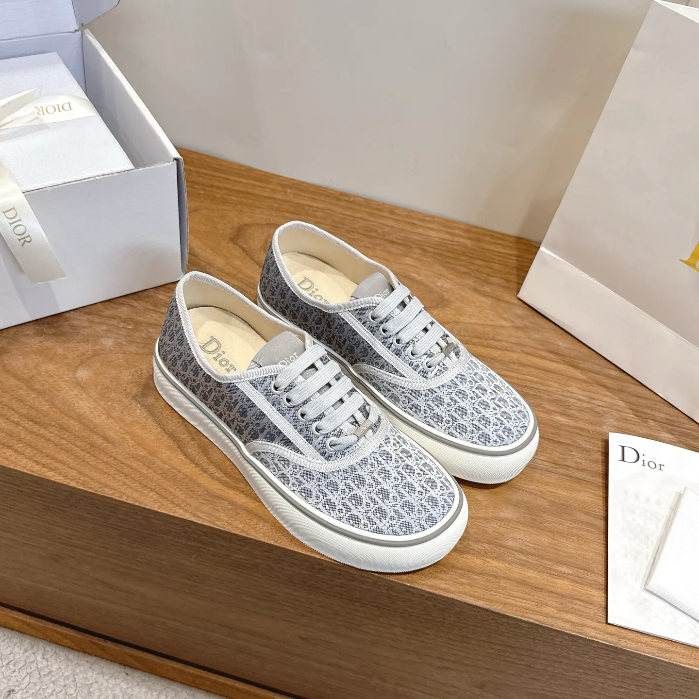 Women's Sneakers CHRISTIAN DIOR 18083835