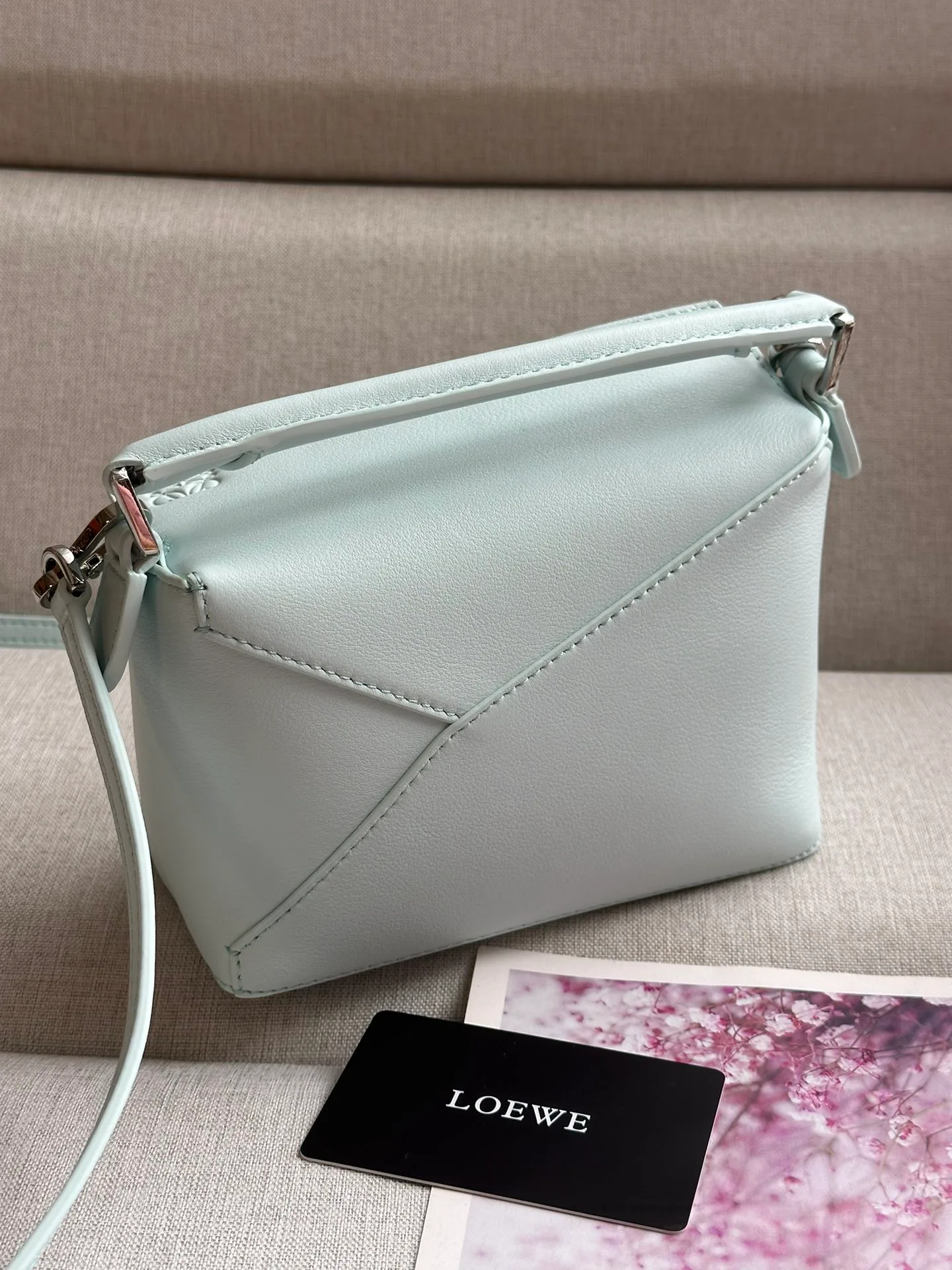 Women's Classic Handbags LOEWE 17818404