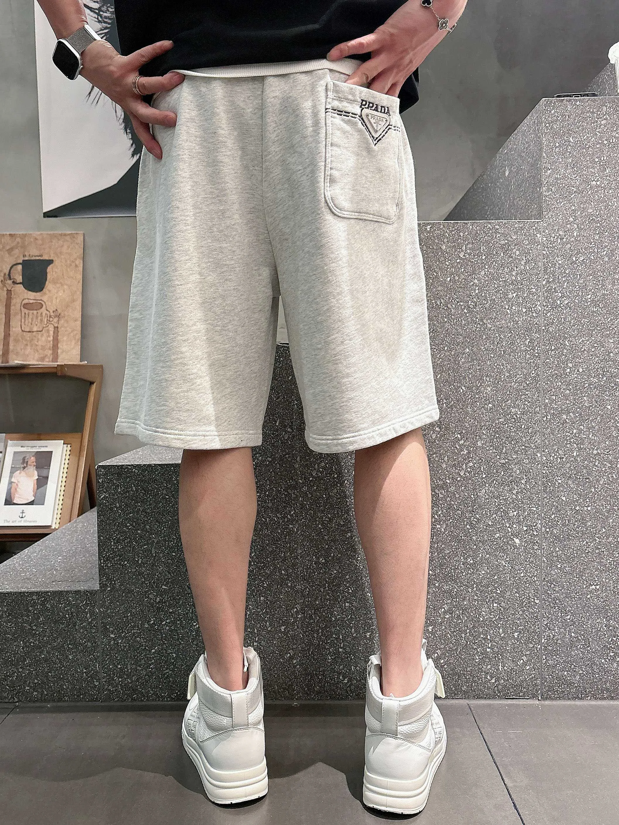 Men's Shorts PRADA 17468337