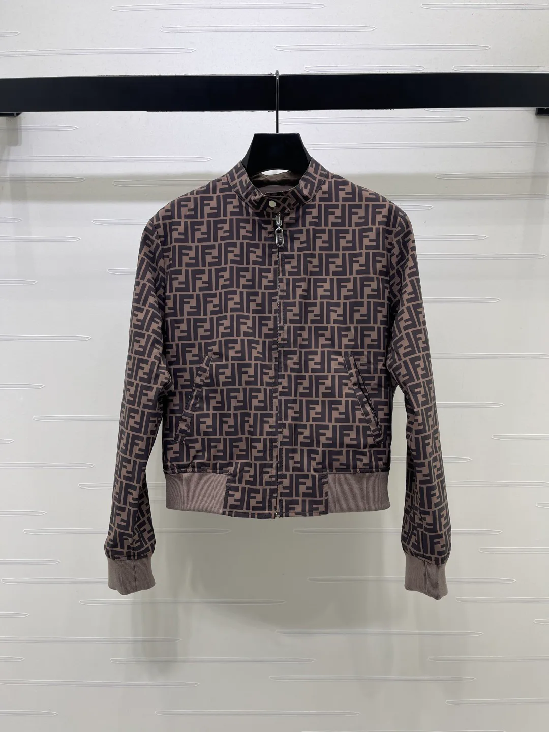 Women's Jackets And Down Jackets FENDI 18333033