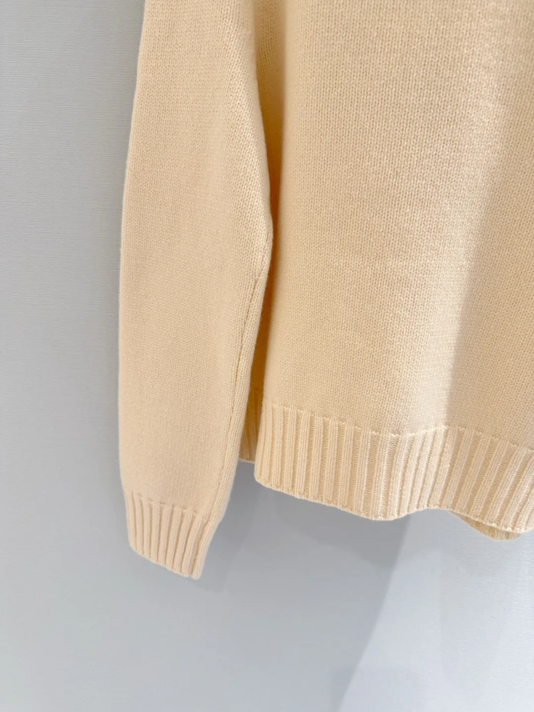 Women's Jumpers And Sweaters CHANEL 18487946