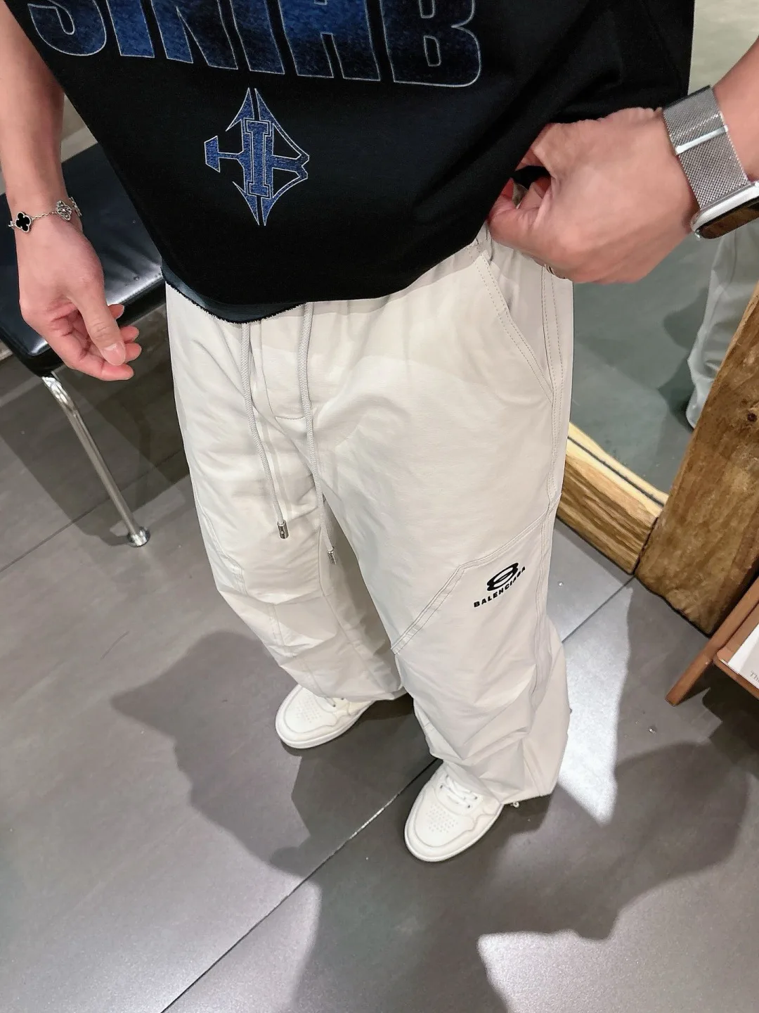 Men's Trousers BALENCIAGA 17810704