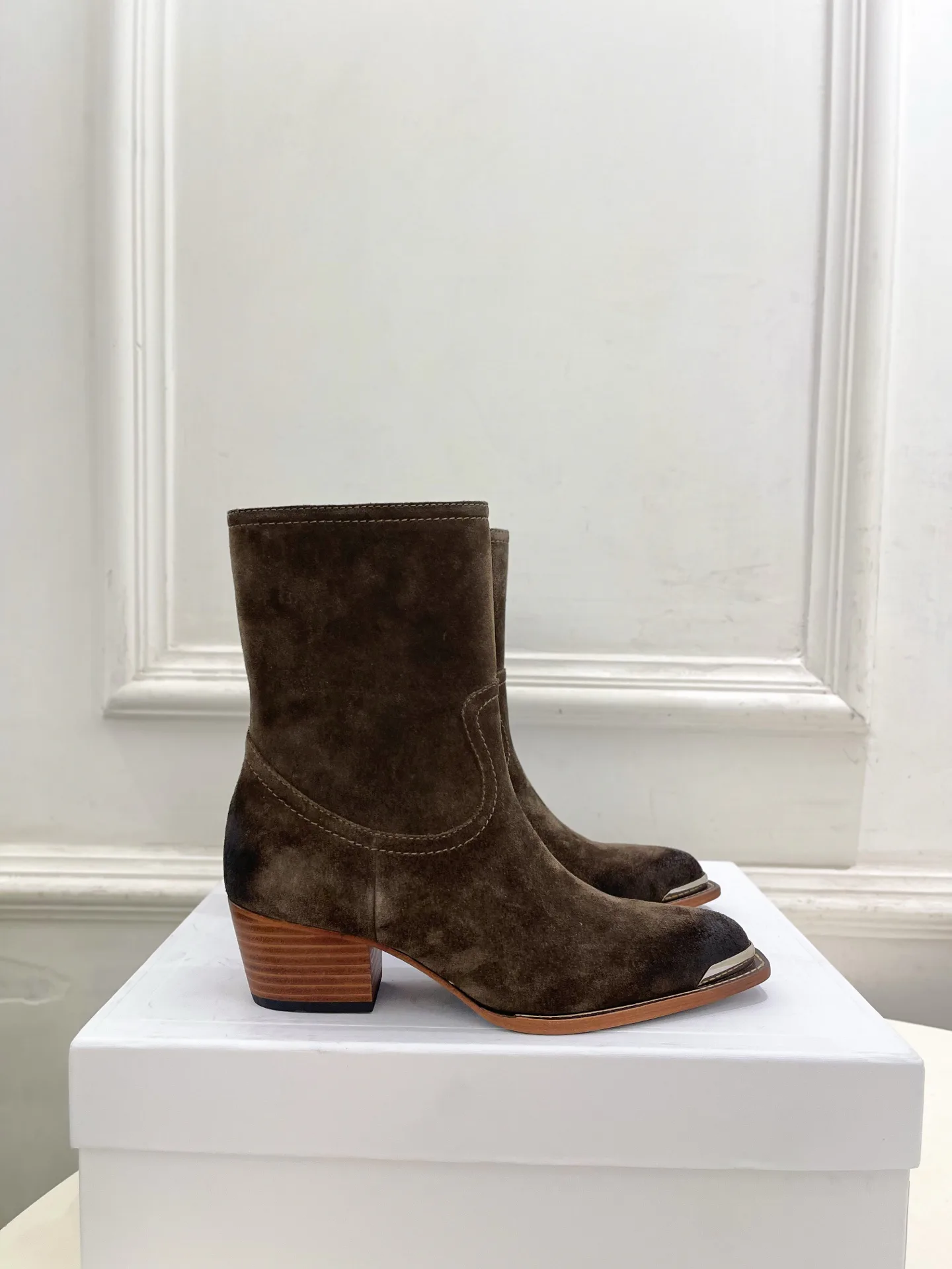 Women's Booties CELINE 18143143