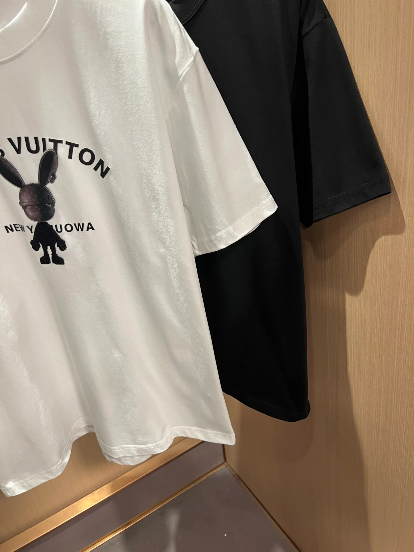 Men's T-Shirts LOUIS VUITTON 18292917