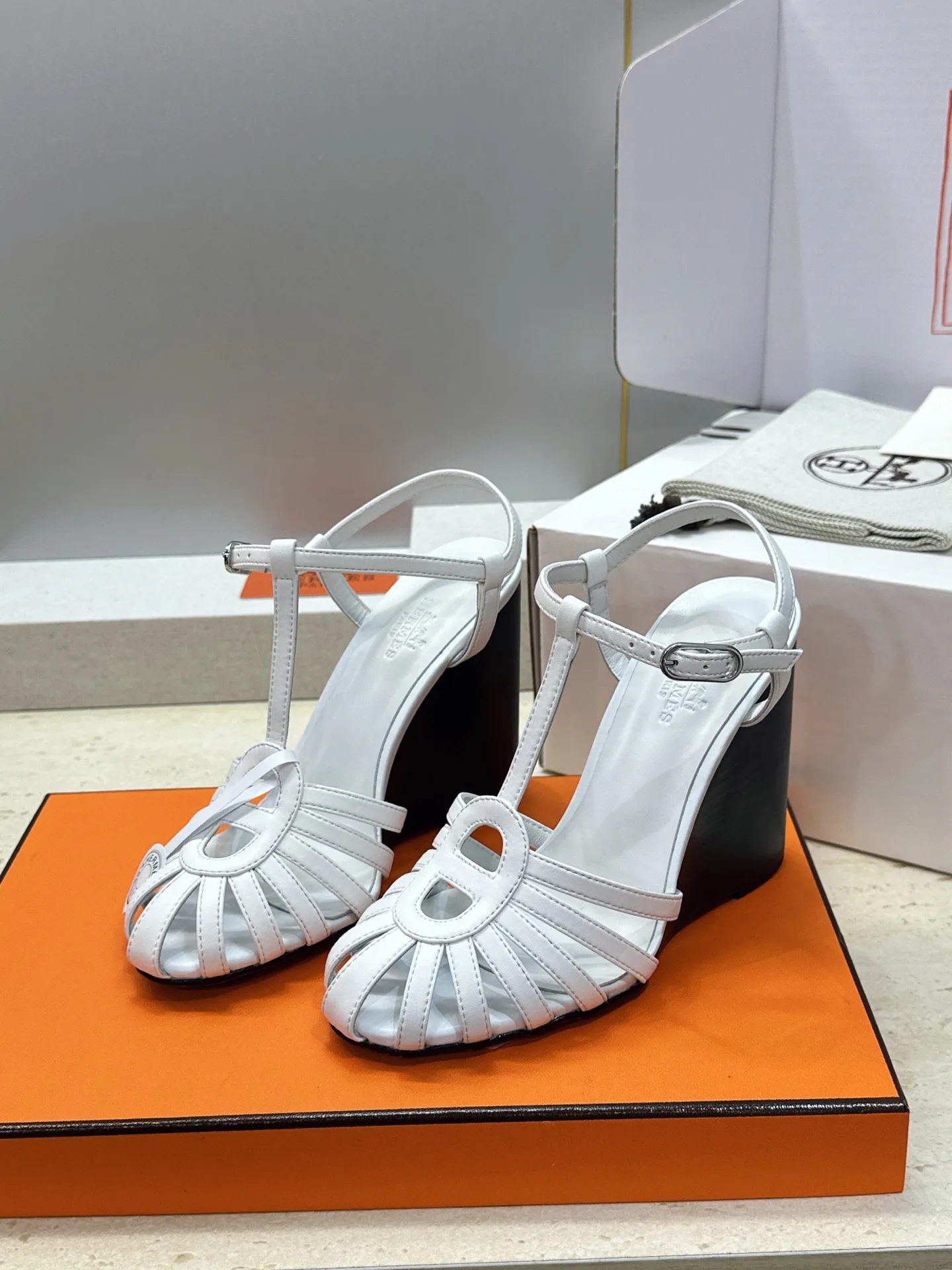 Women's Open-Toe Sandals HERMES 17842993