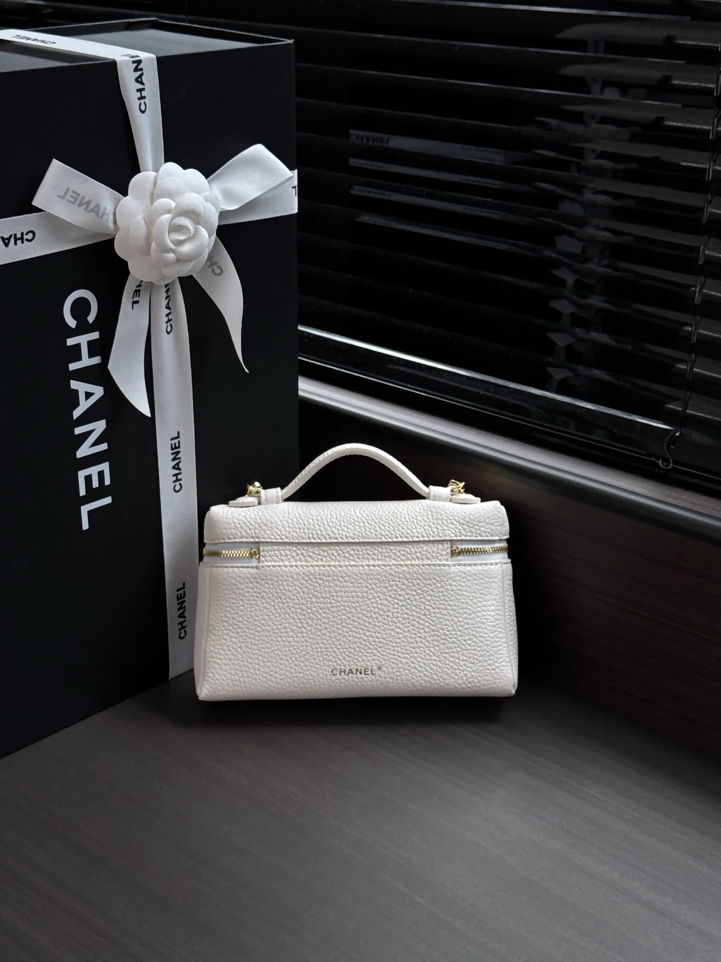 Women's Classic Handbags CHANEL 17698902