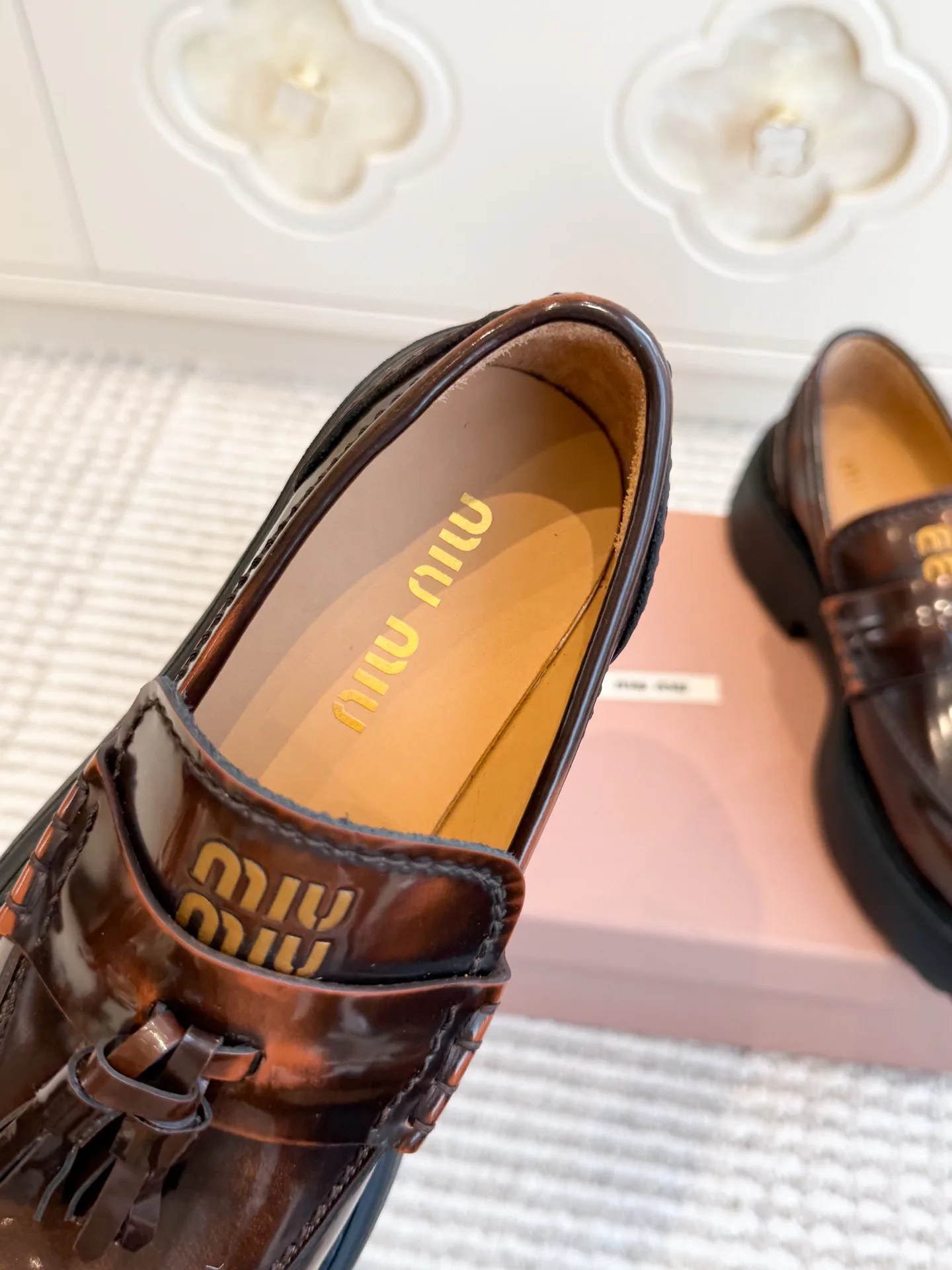 Women's Loafers And Moccasins MIU MIU 18261262