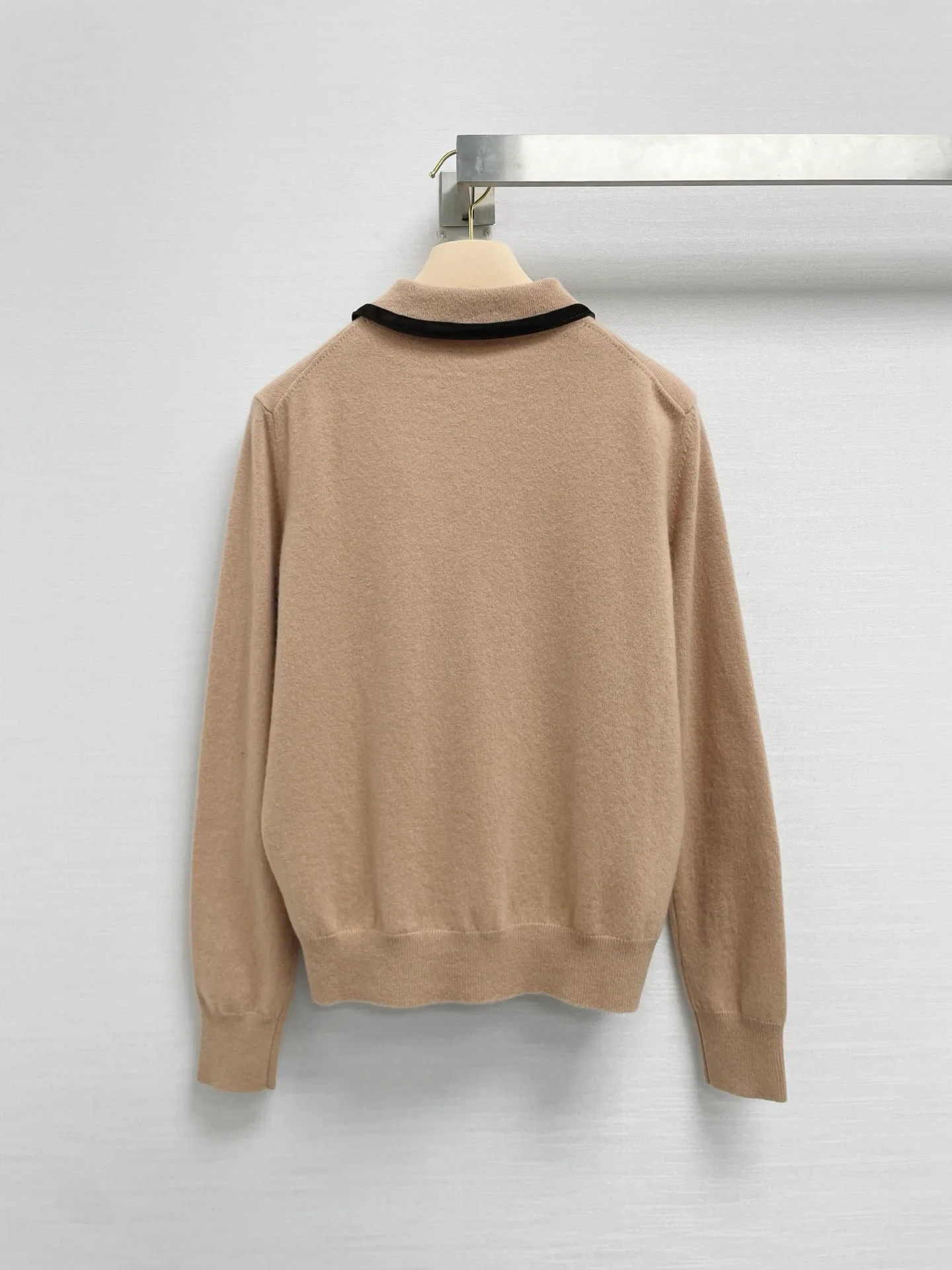 Women's Jumpers And Sweaters MIU MIU 17959148