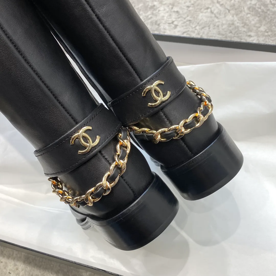 Women's Boots CHANEL 18154612