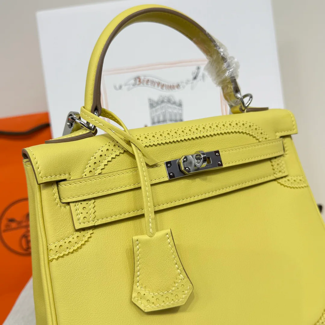 Women's Classic Handbags HERMES 18394552