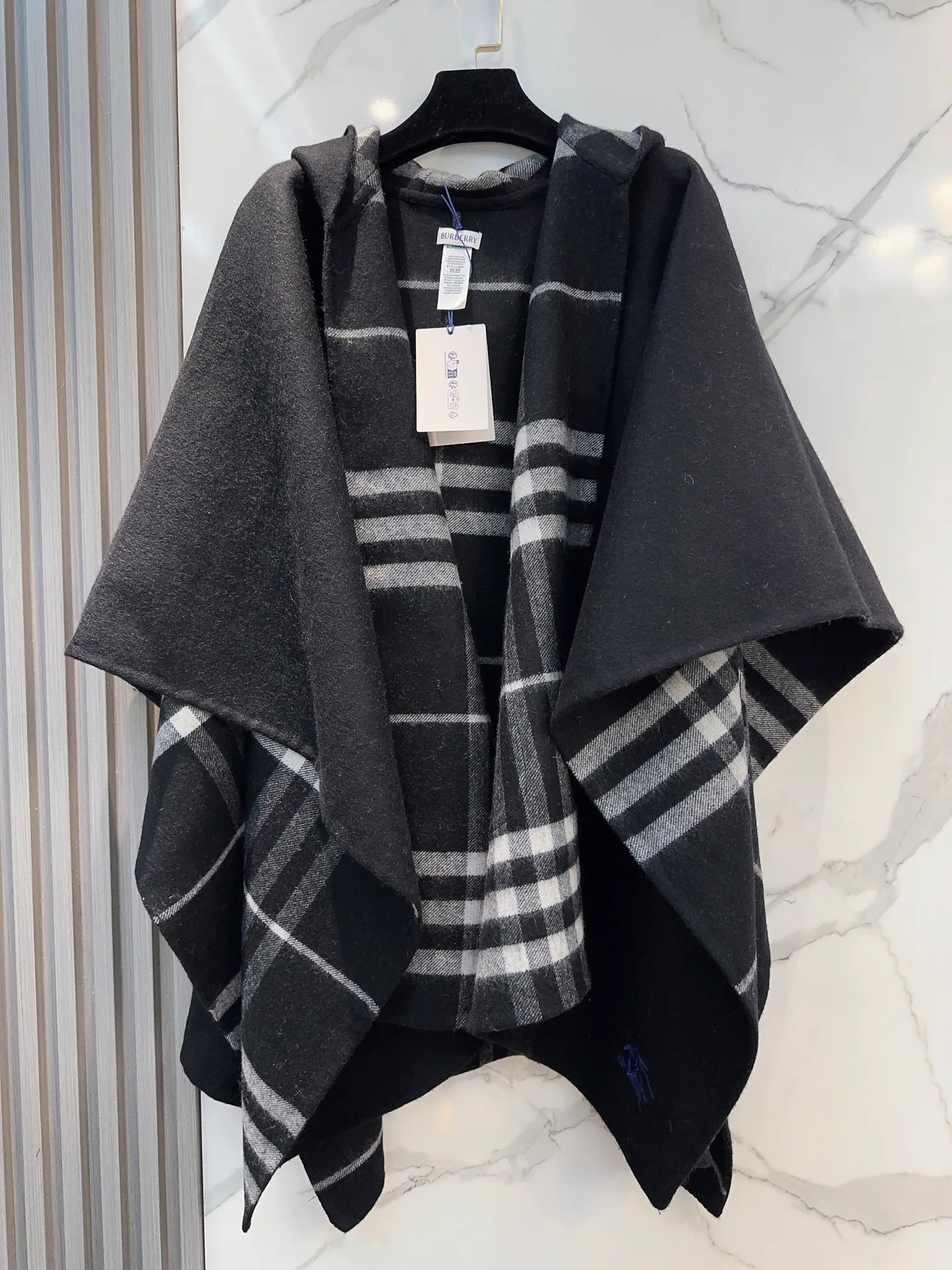 Women's Coats BURBERRY 18105483