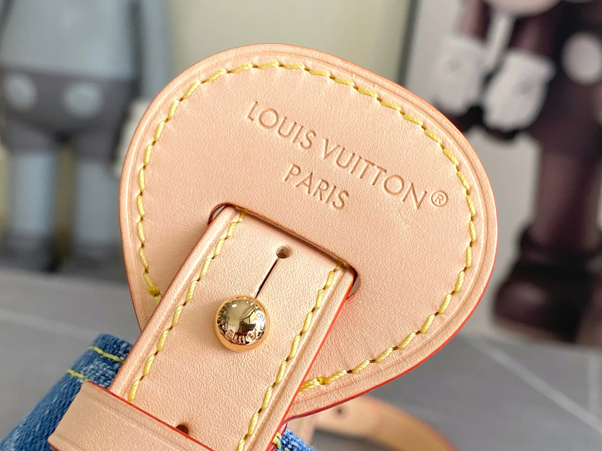 Women's Classic Handbags LOUIS VUITTON 17872086