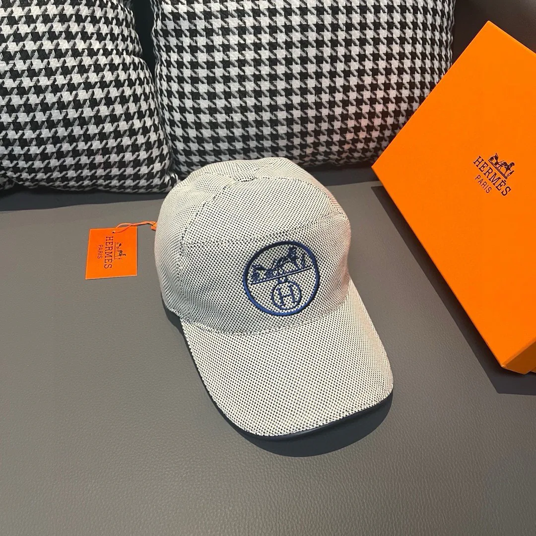 Hats HERMES 17224551