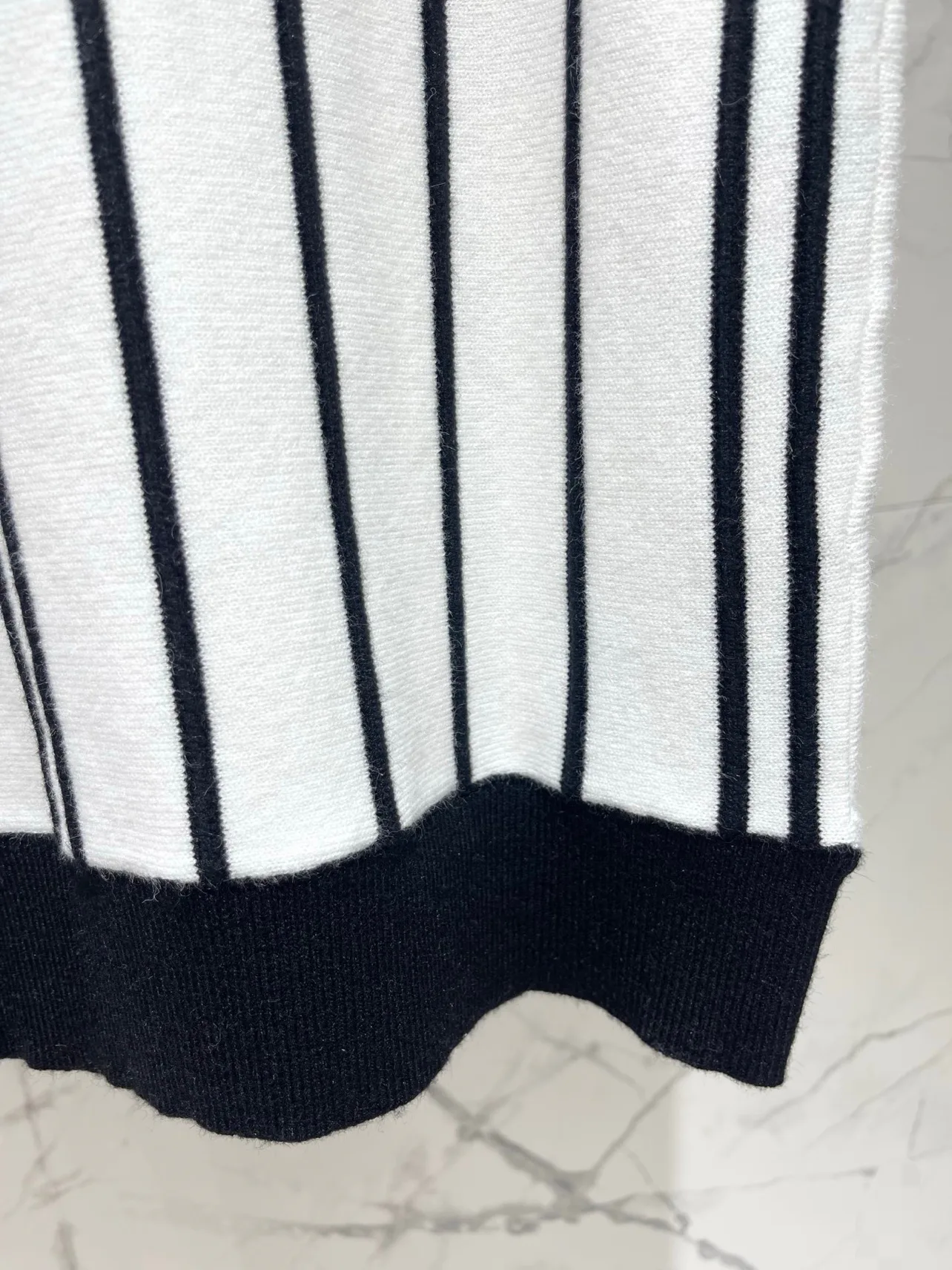 Women's Vests CHANEL 18138579
