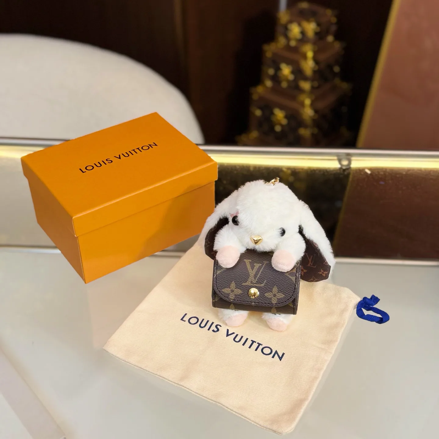 Key Cases LOUIS VUITTON 17886407