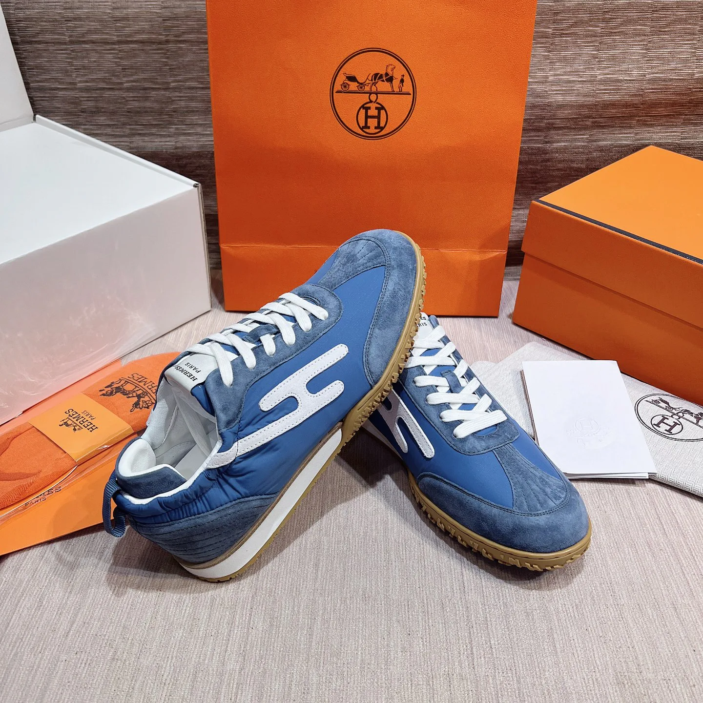 Women's Sneakers HERMES 17749544