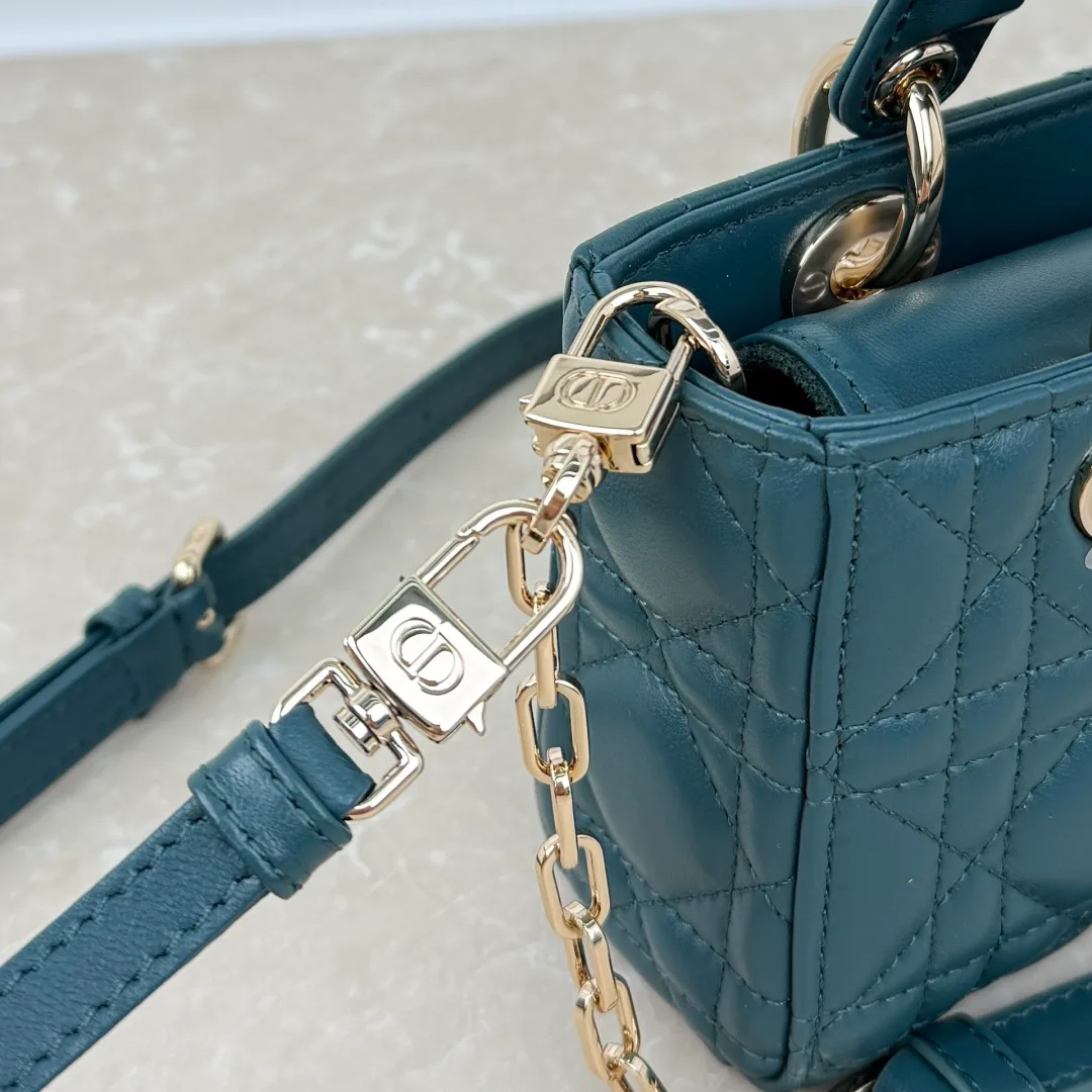Women's Classic Handbags CHRISTIAN DIOR 18242052