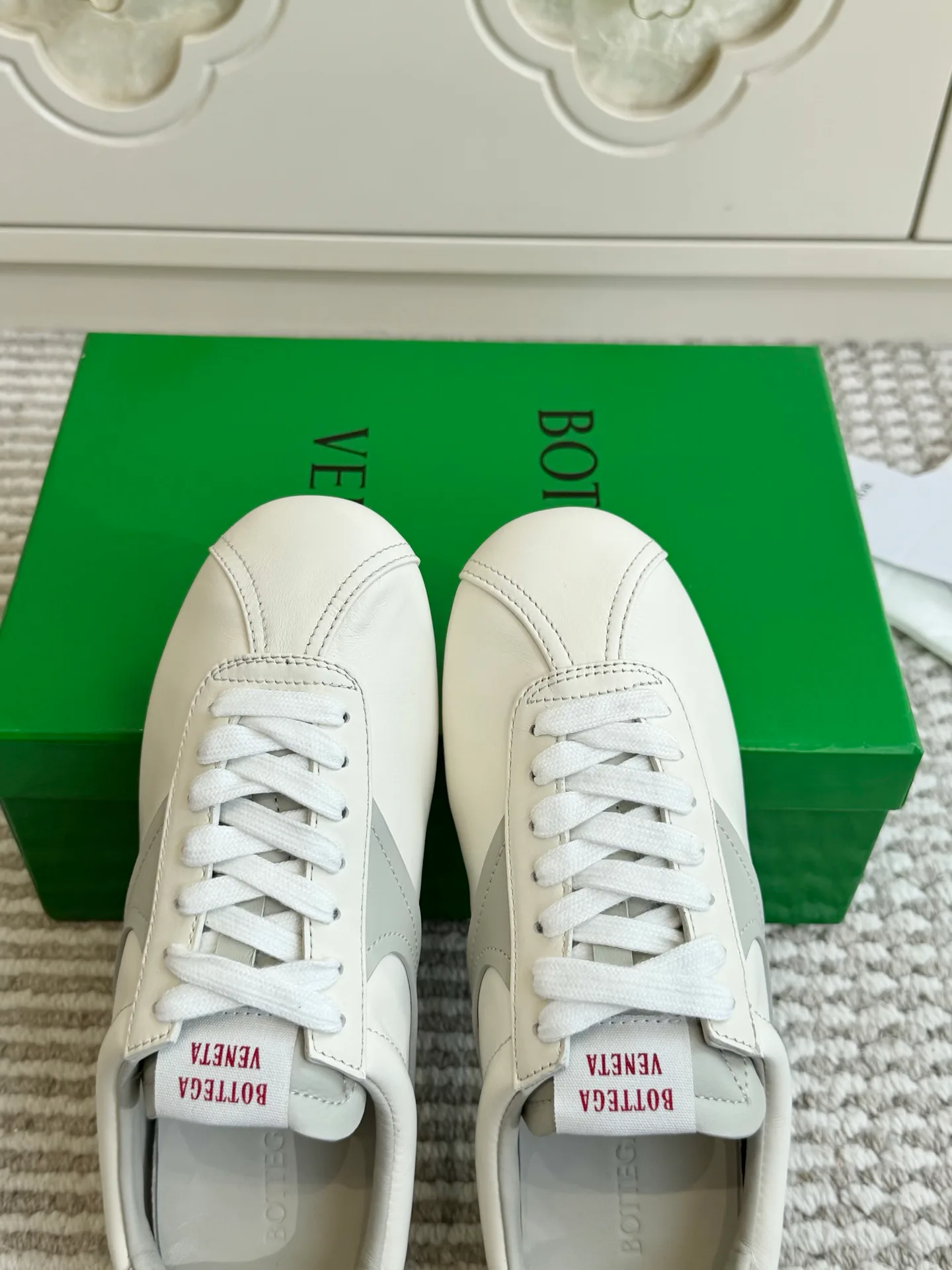 Women's Sneakers BOTTEGA VENETA 18092144
