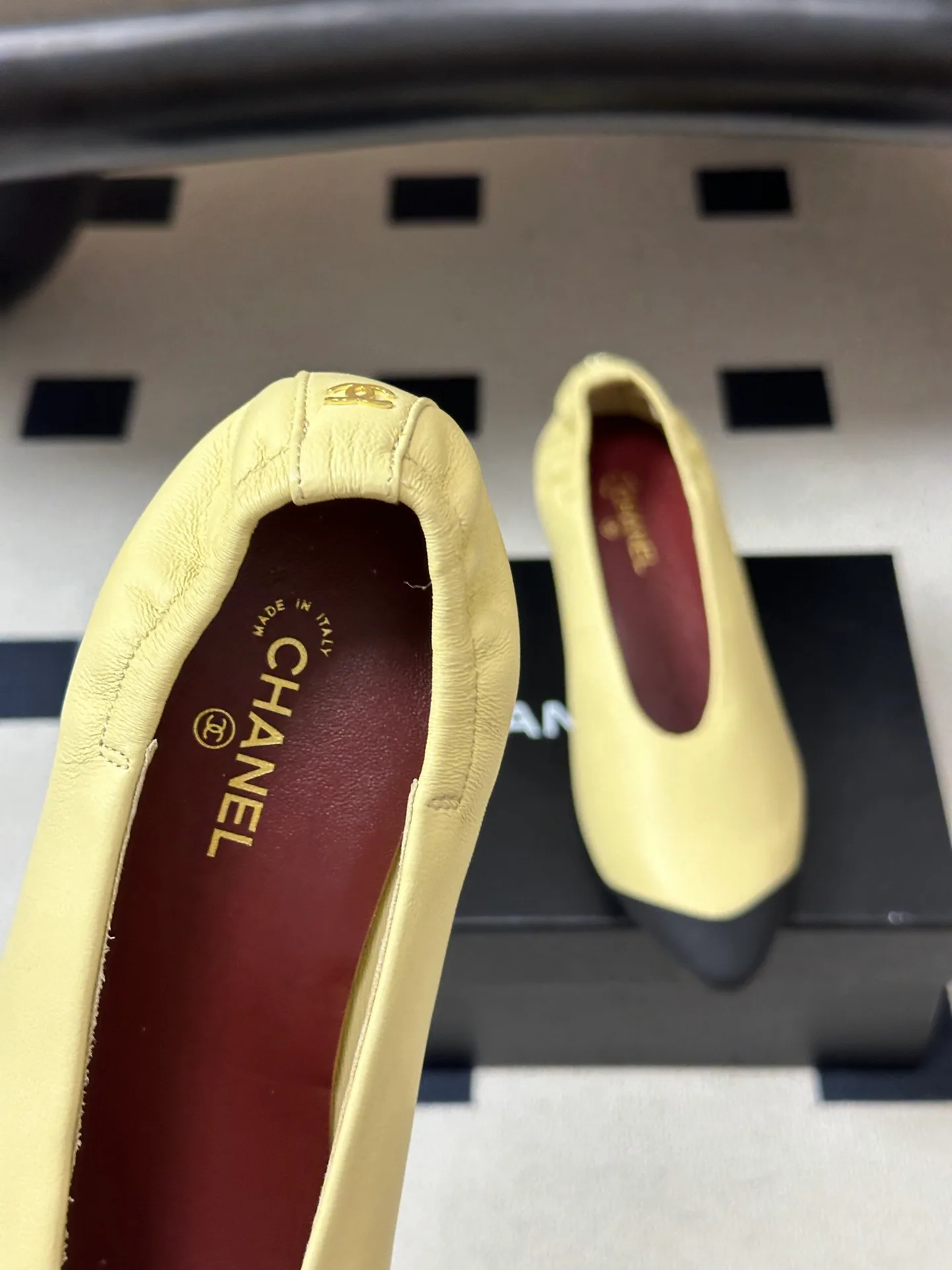 Women's Heels CHANEL 18049190