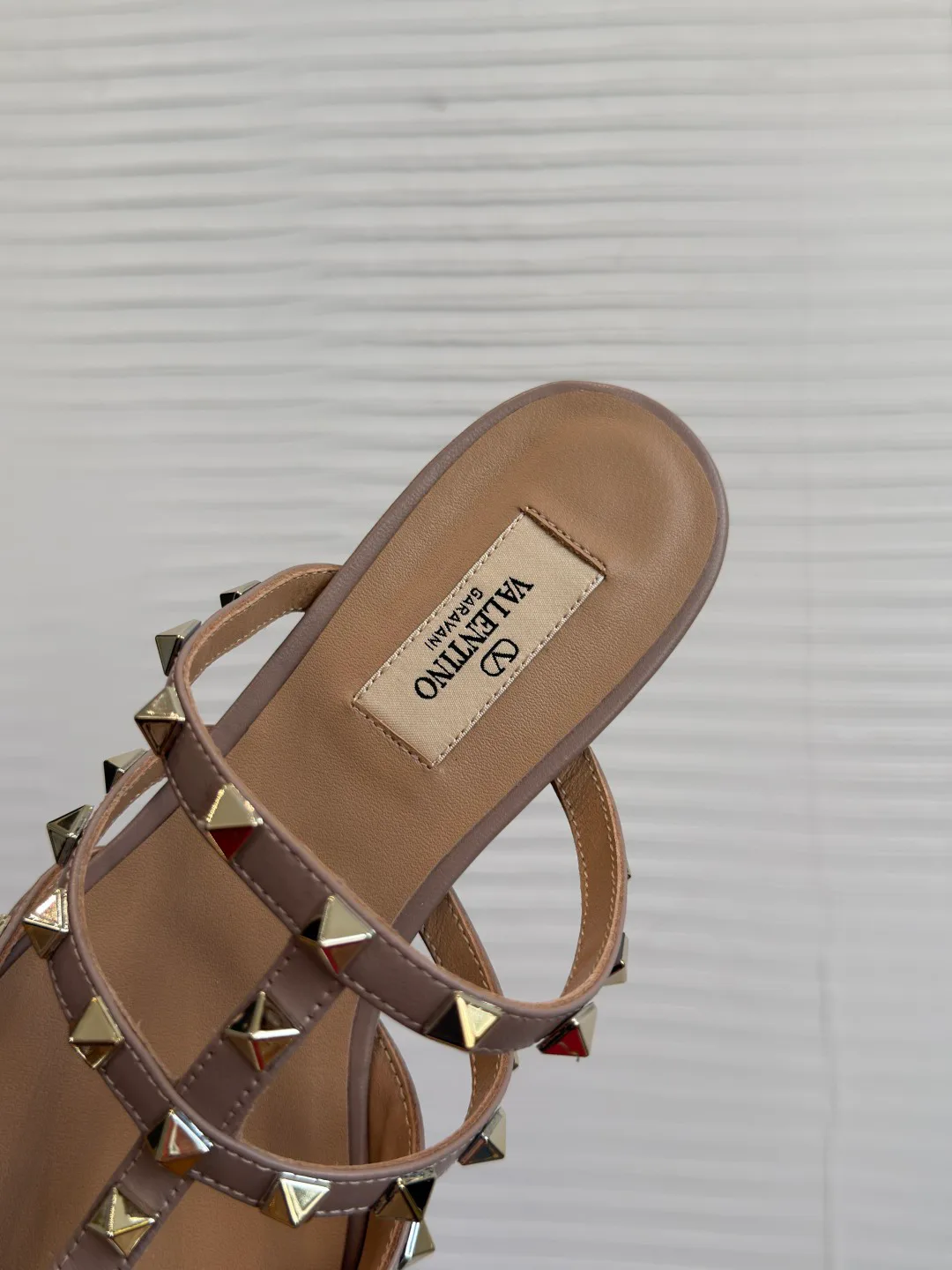 Women's Mules And Clogs VALENTINO 18125379