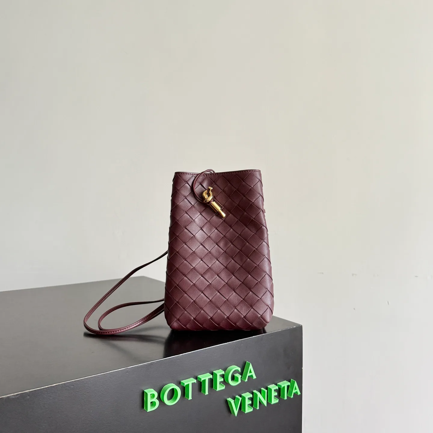 Women's Shoulder Bags BOTTEGA VENETA 17533317