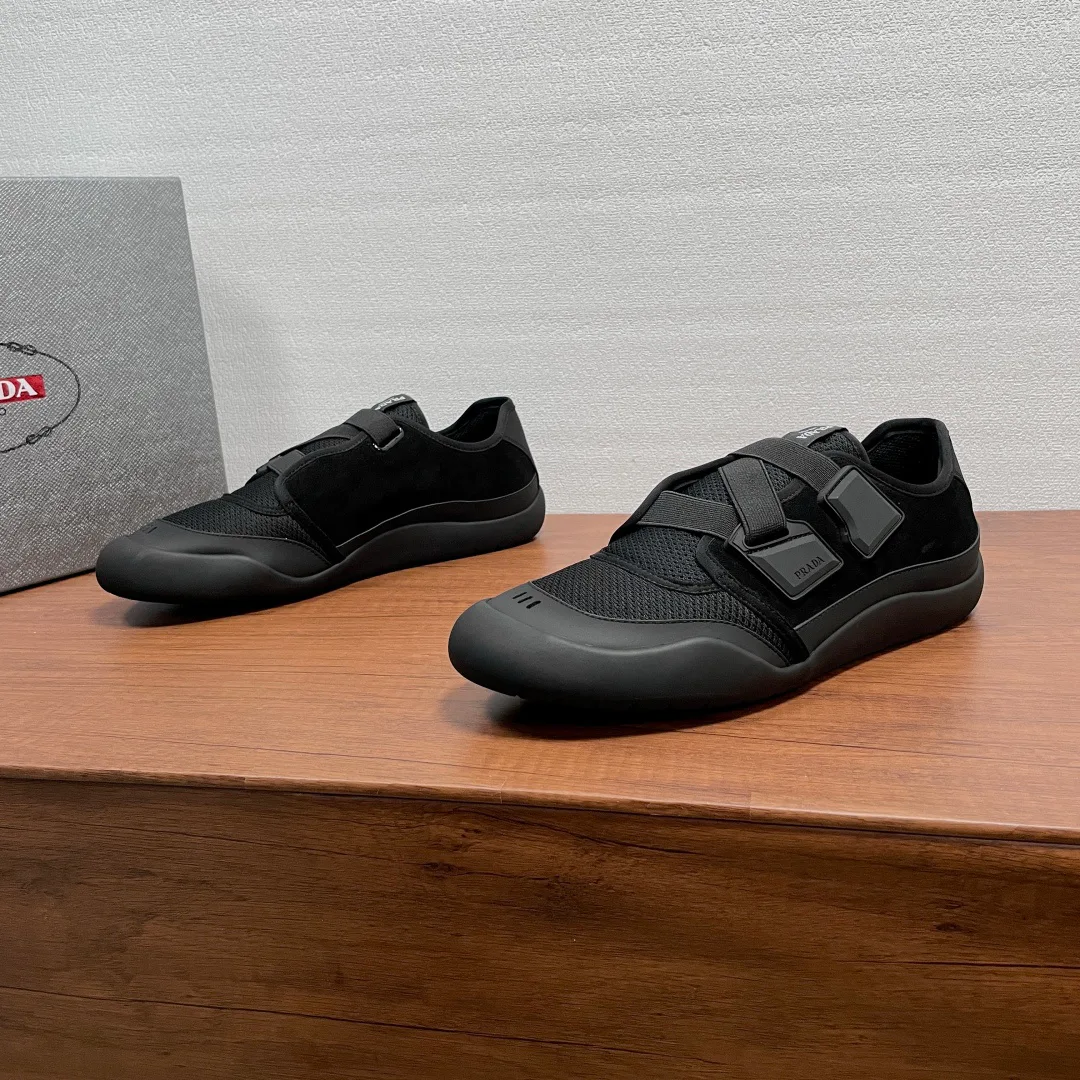 Men's Sneakers PRADA 17298421