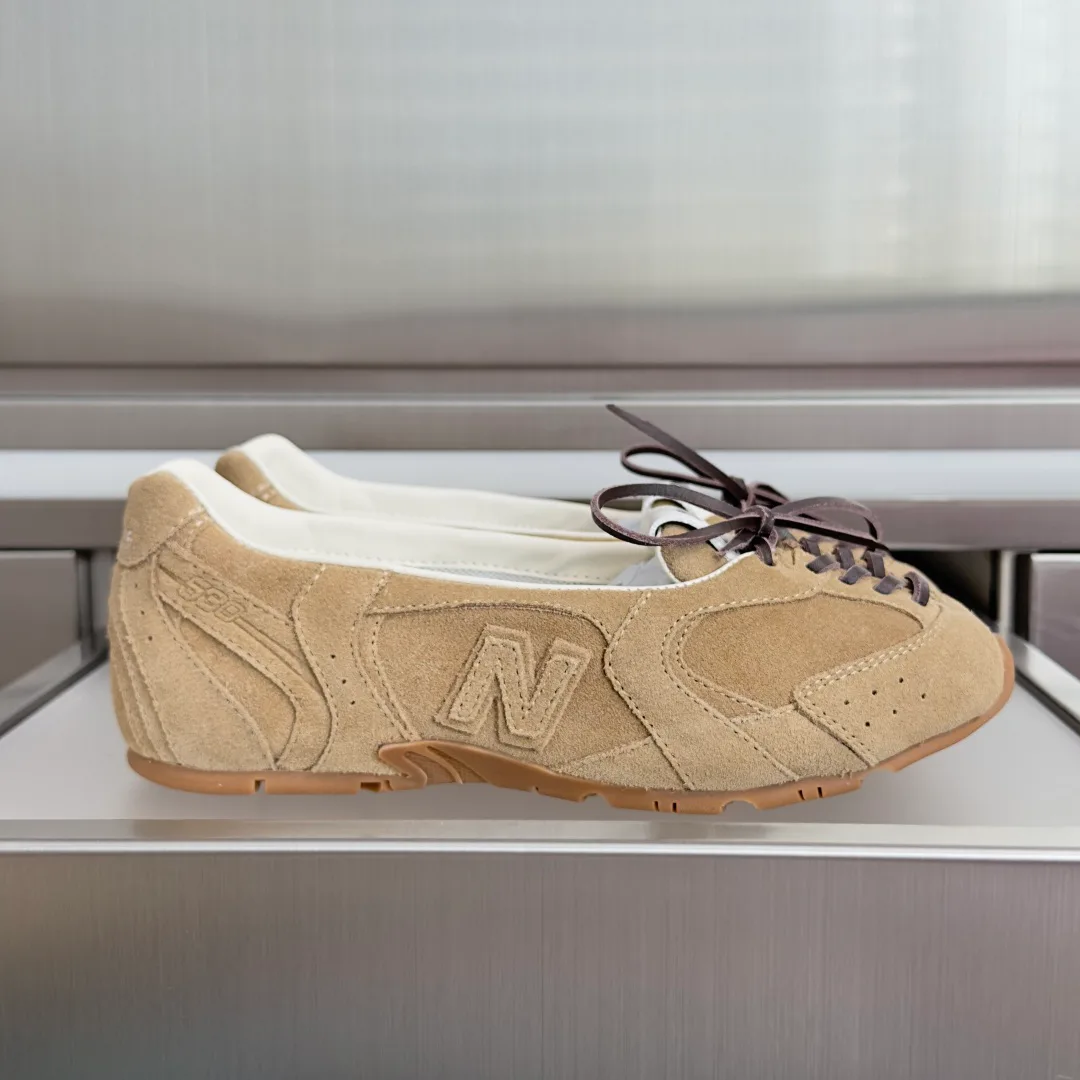 Women's Sneakers MIU MIU 17950433