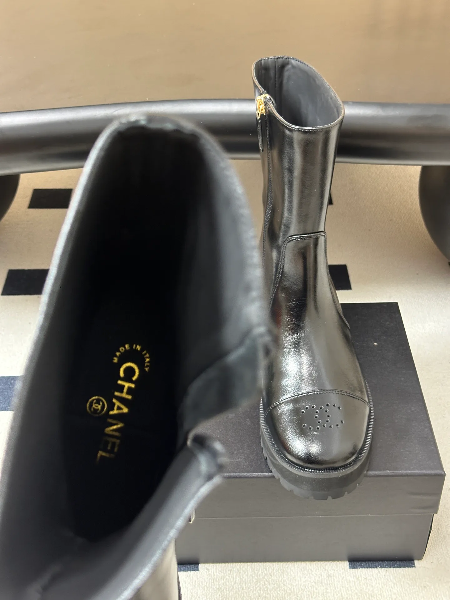 Women's Boots CHANEL 18048840