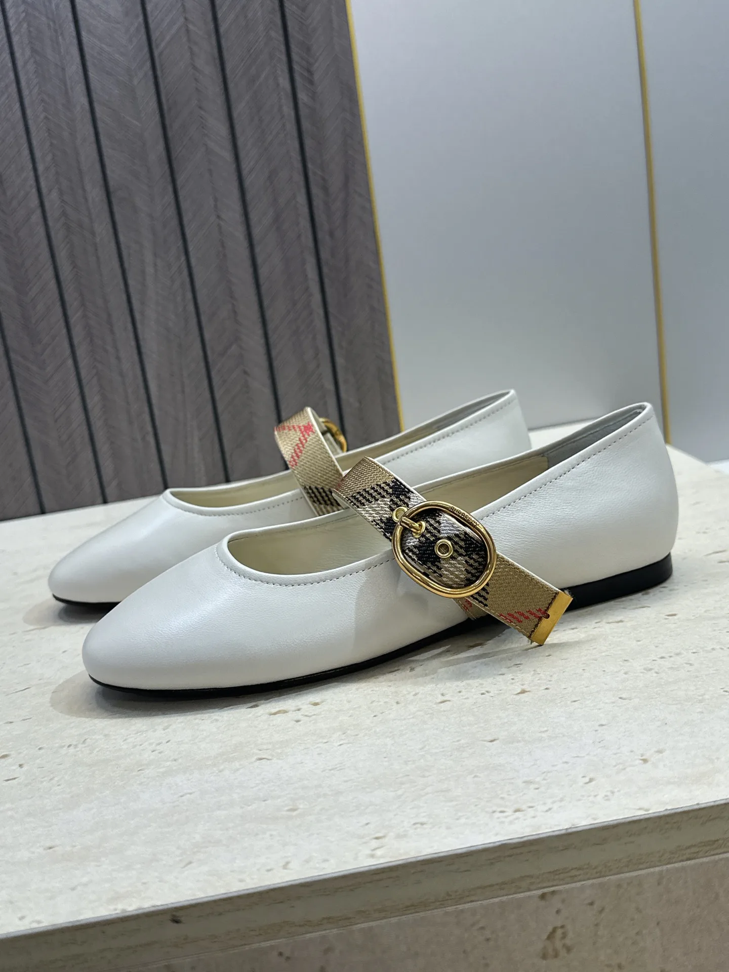 Women's Ballet Flats BURBERRY 18508236