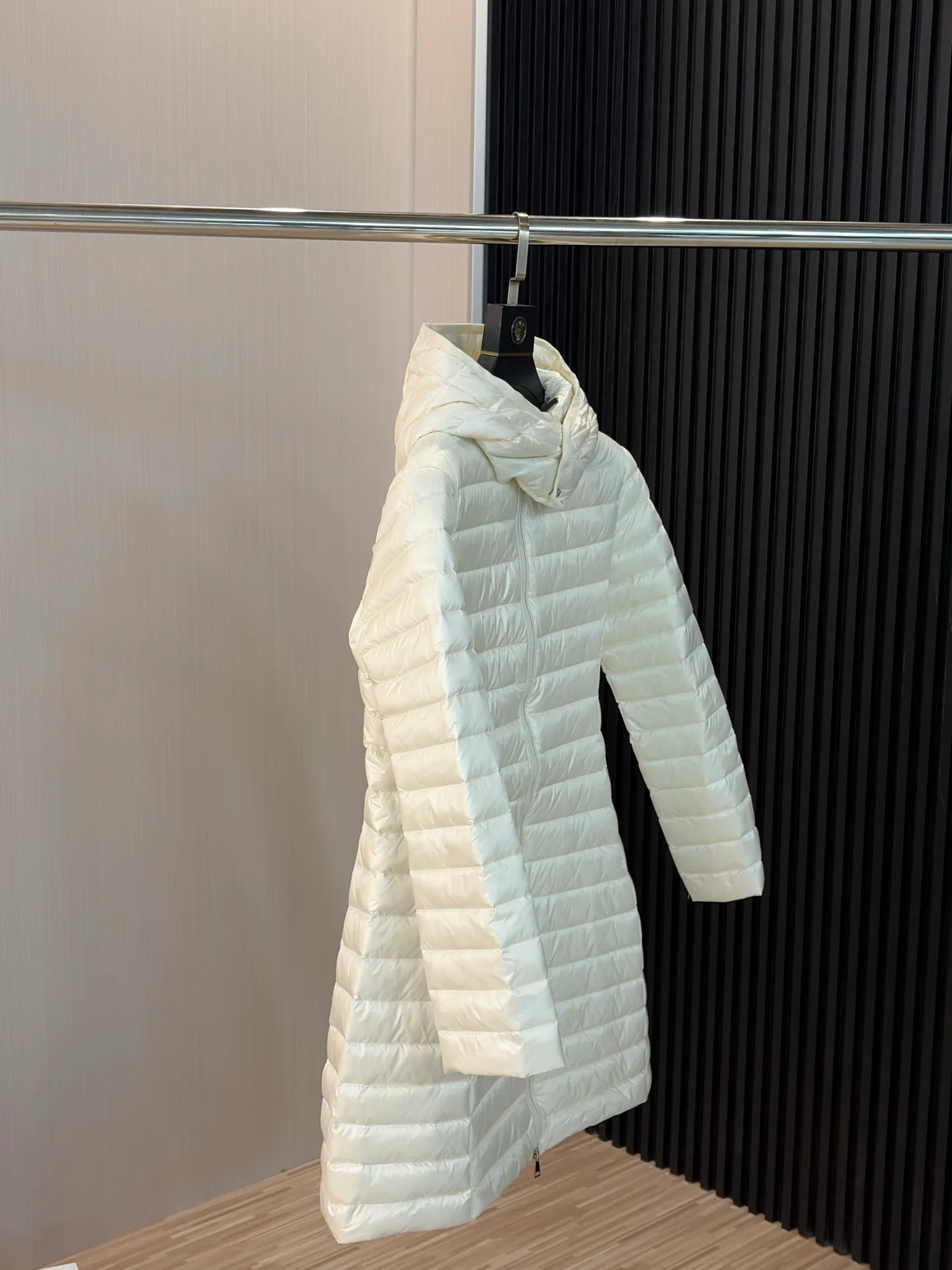 Men's Jackets And Down Jackets MONCLER 18434690