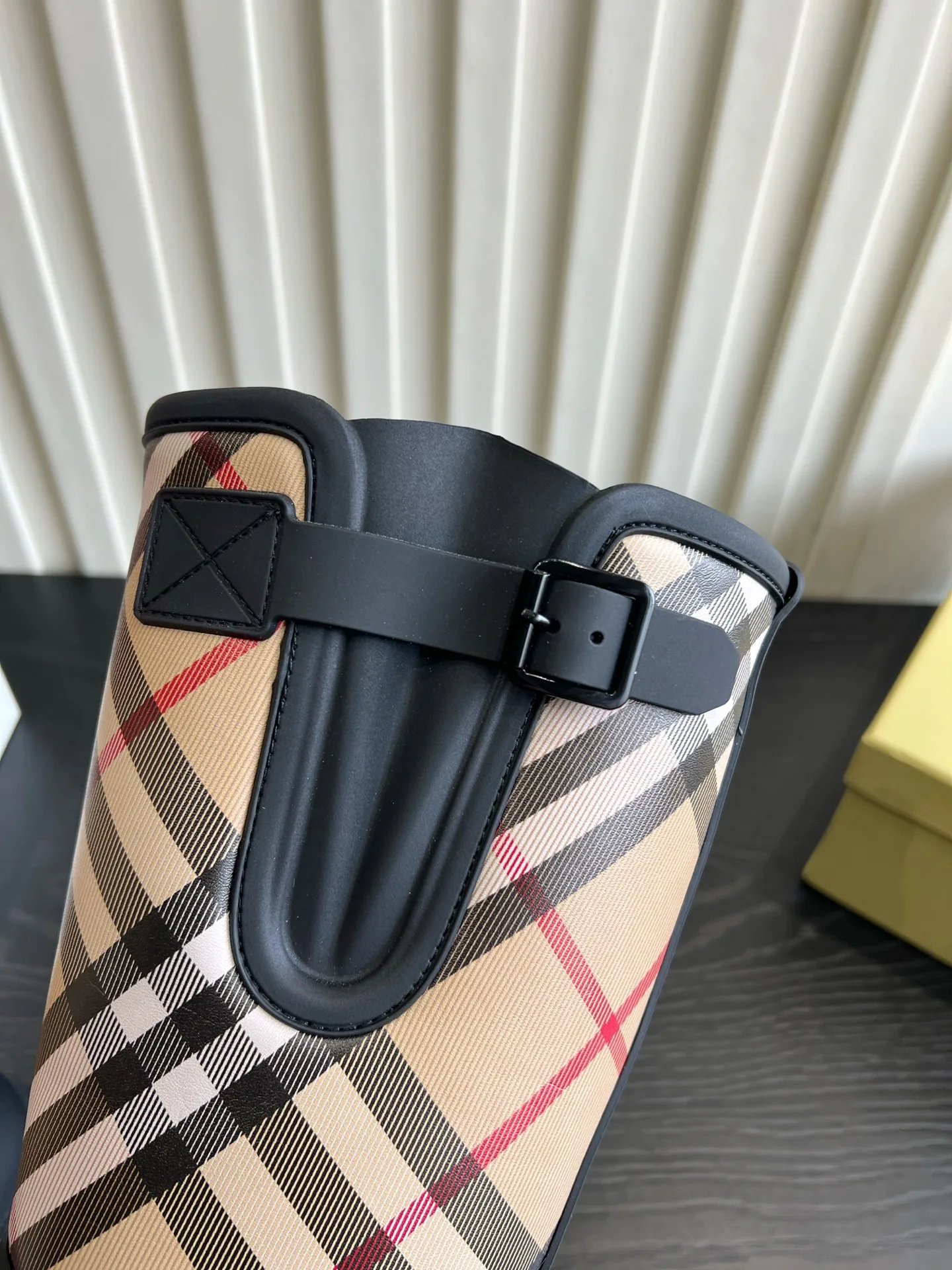 Women's Boots BURBERRY 18170853