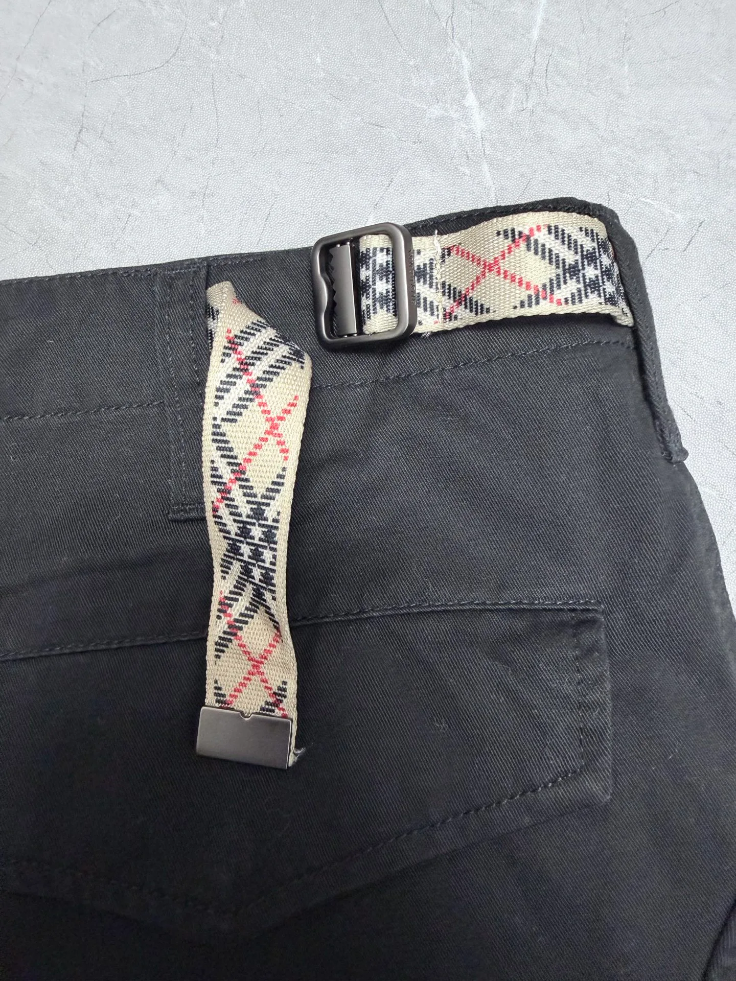 Men's Trousers BURBERRY 18179278