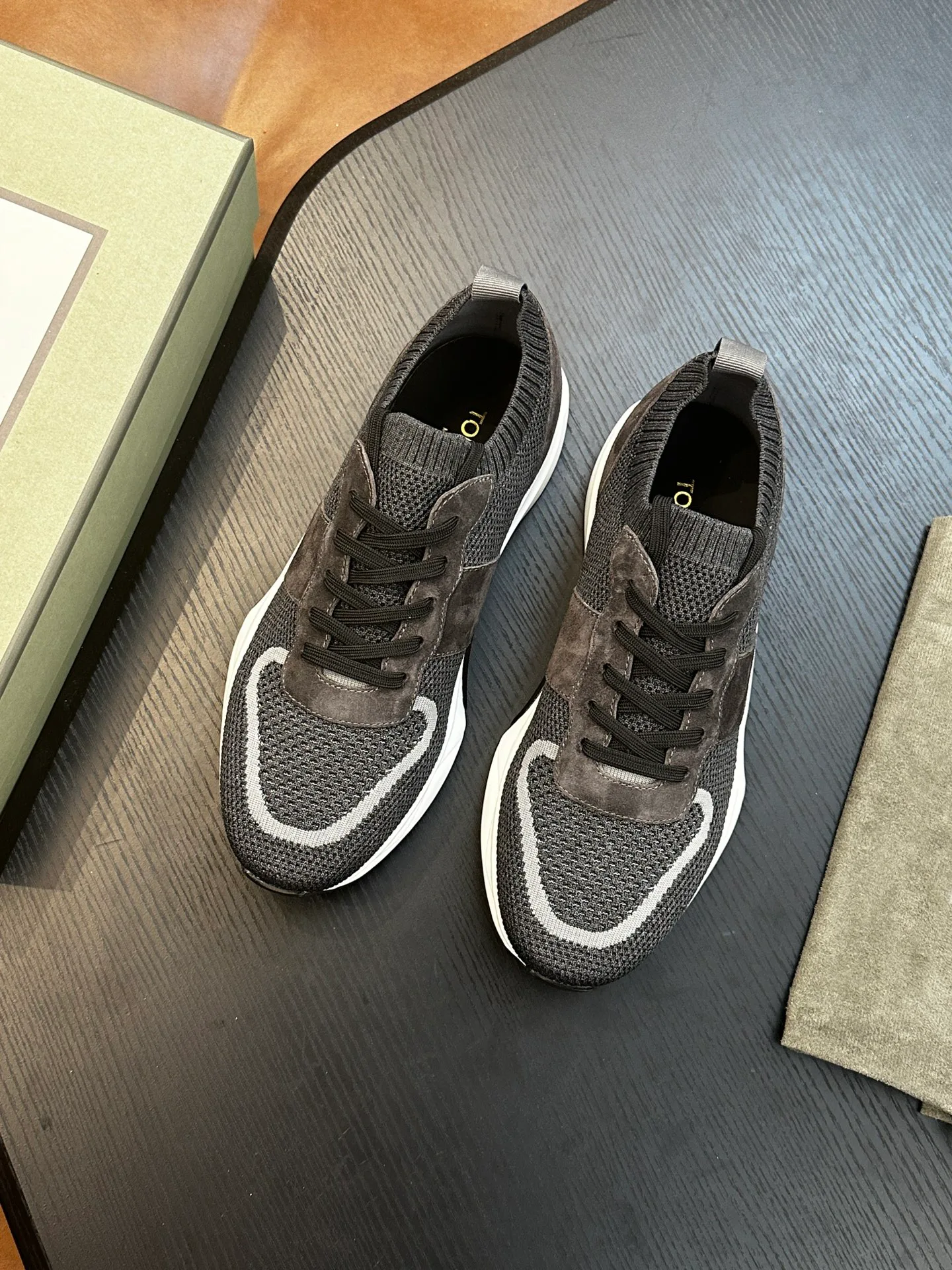 Men's Sneakers TOM FORD 18201504