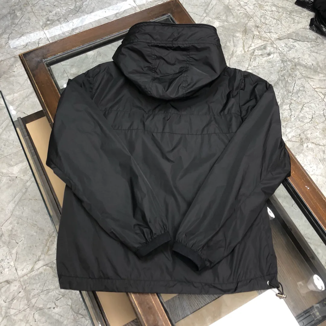 Men's Jackets And Down Jackets MONCLER 17286029